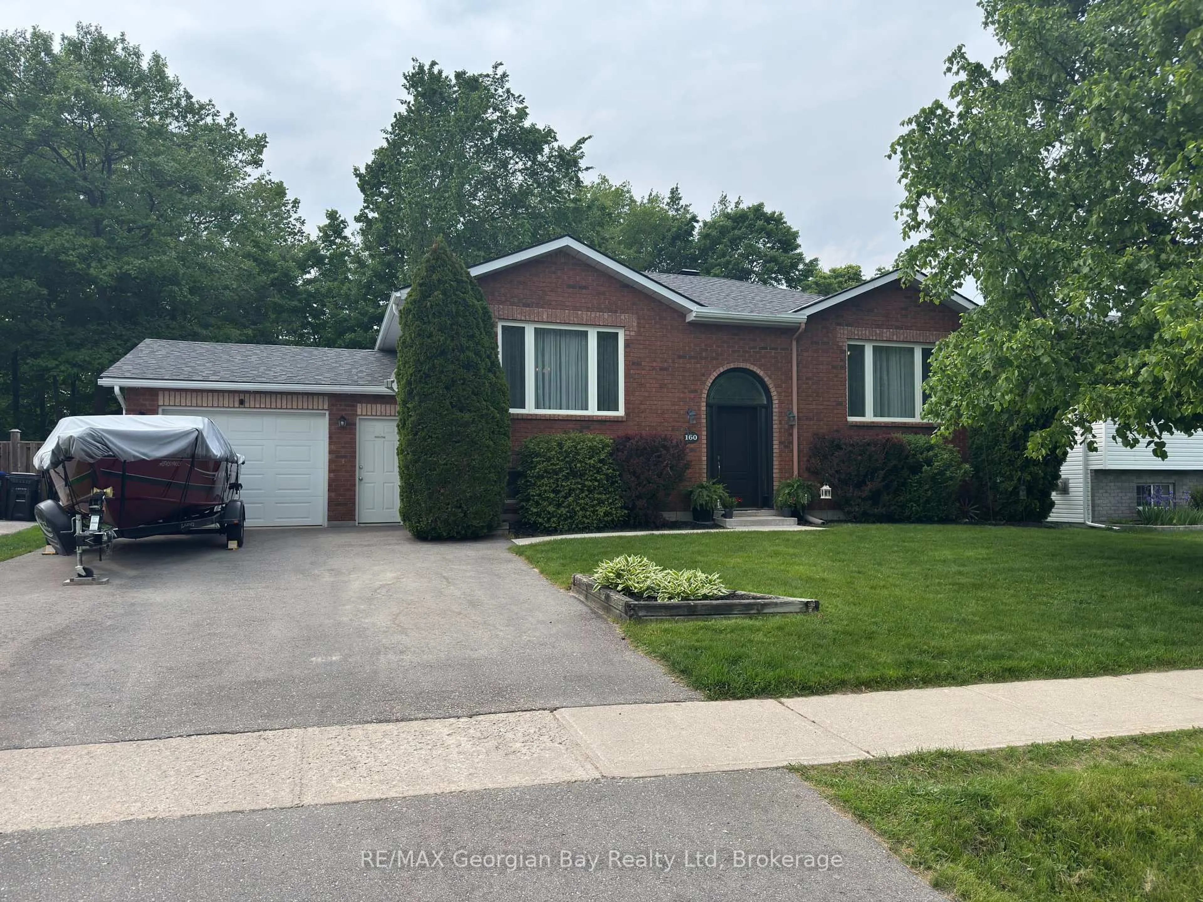 Unknown for 160 John Dillingno St, Tay Ontario L0K 2A0