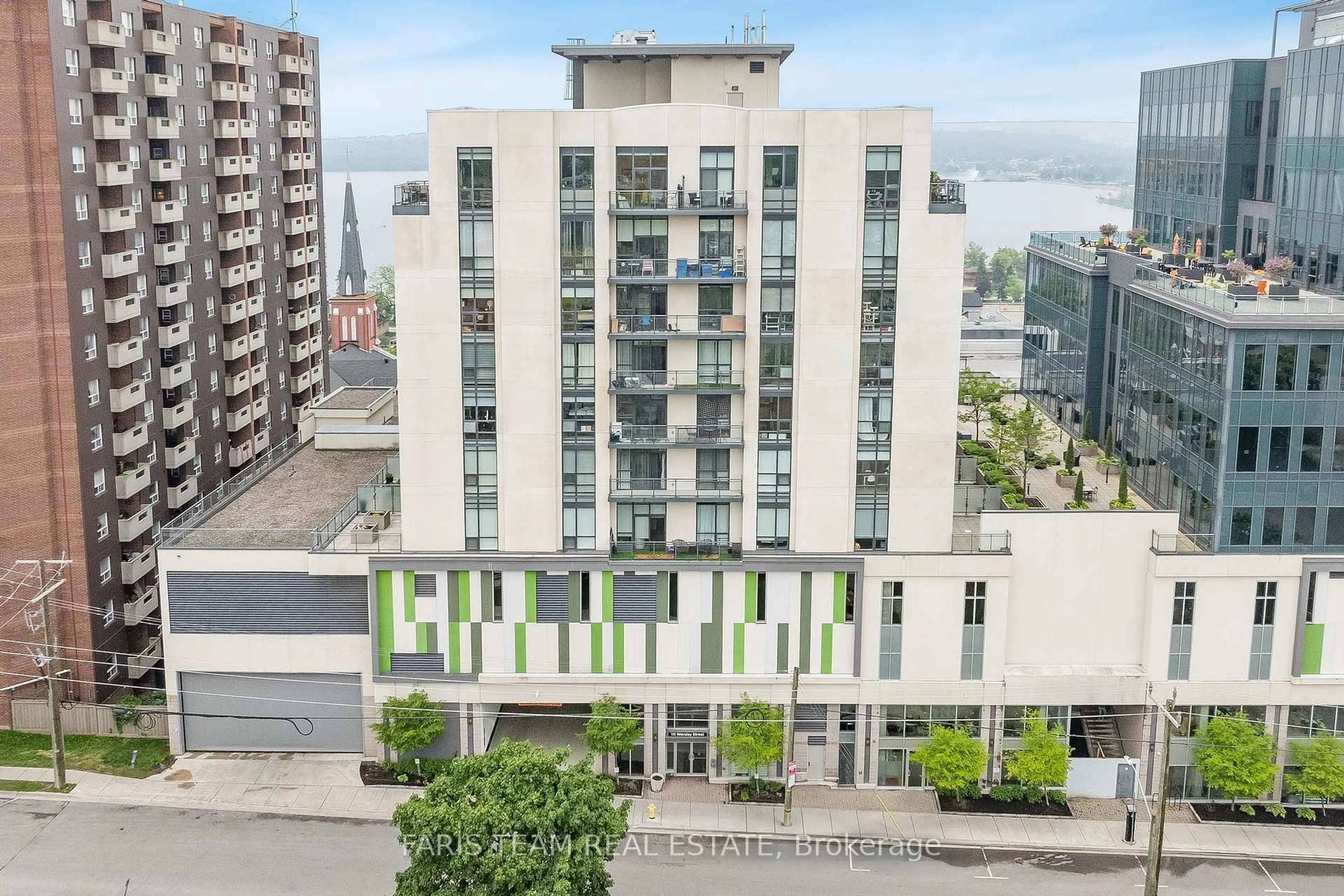 A pic from outside/outdoor area/front of a property/back of a property/a pic from drone, city buildings view from balcony for 111 Worsley St #305, Barrie Ontario L4M 0J5