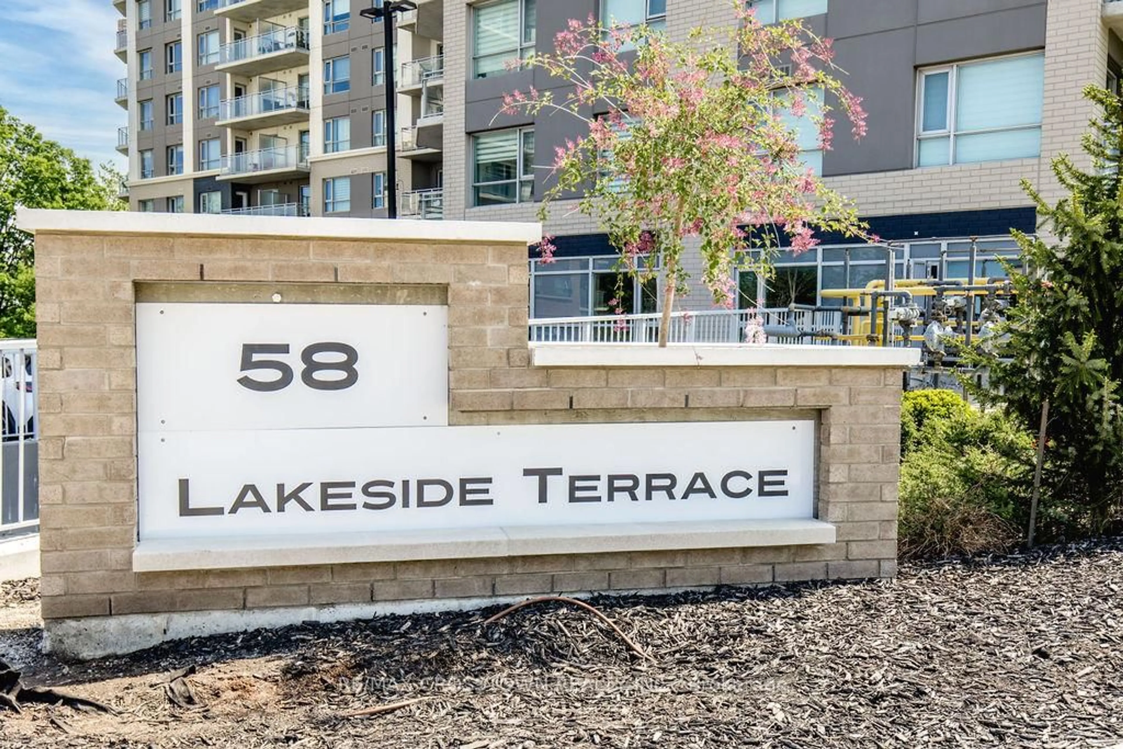 Unknown for 58 Lakeside Terr #716, Barrie Ontario L4M 0L5