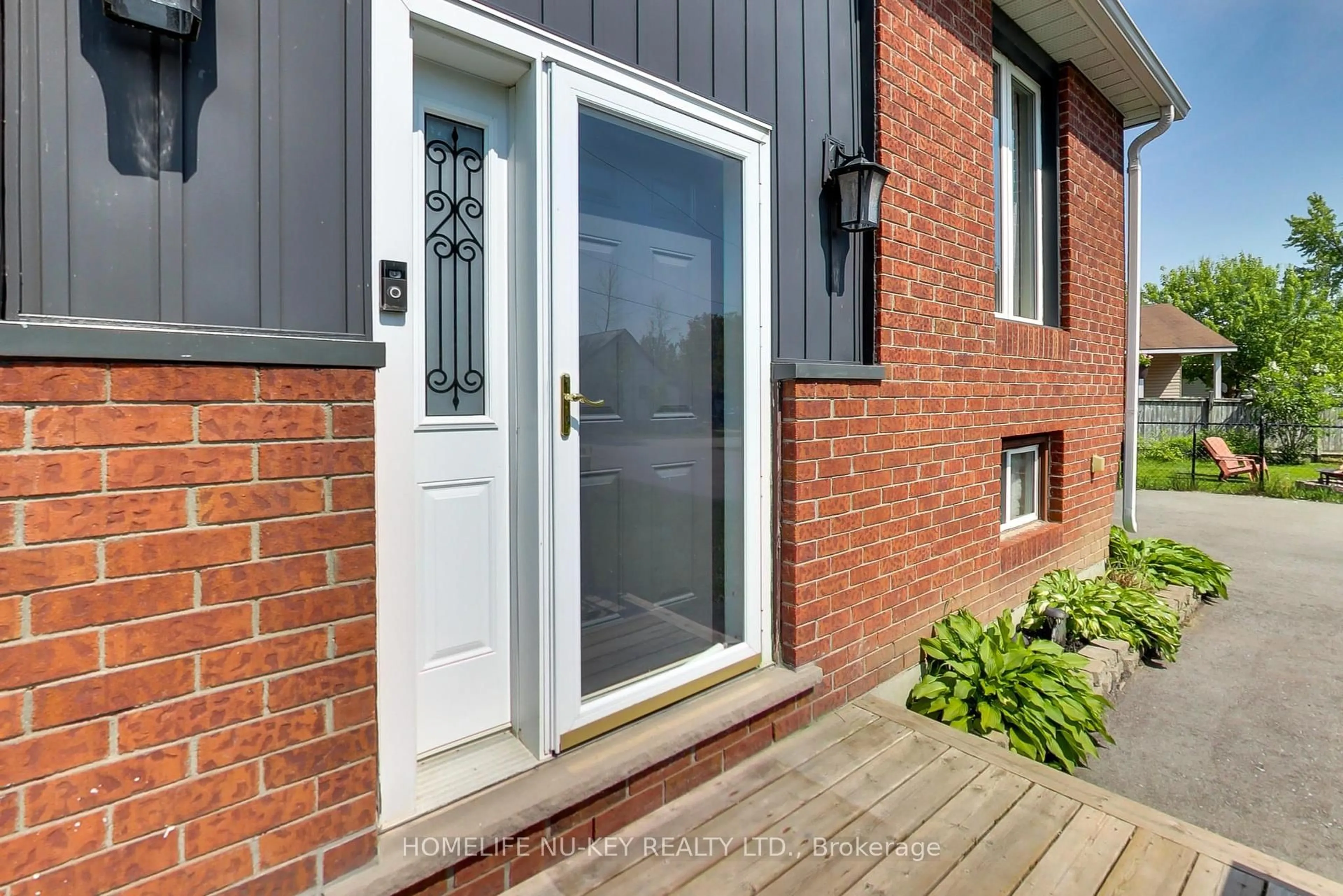 Home with brick exterior material, street for 3337 Beckett Pl, Severn Ontario L3V 0V9