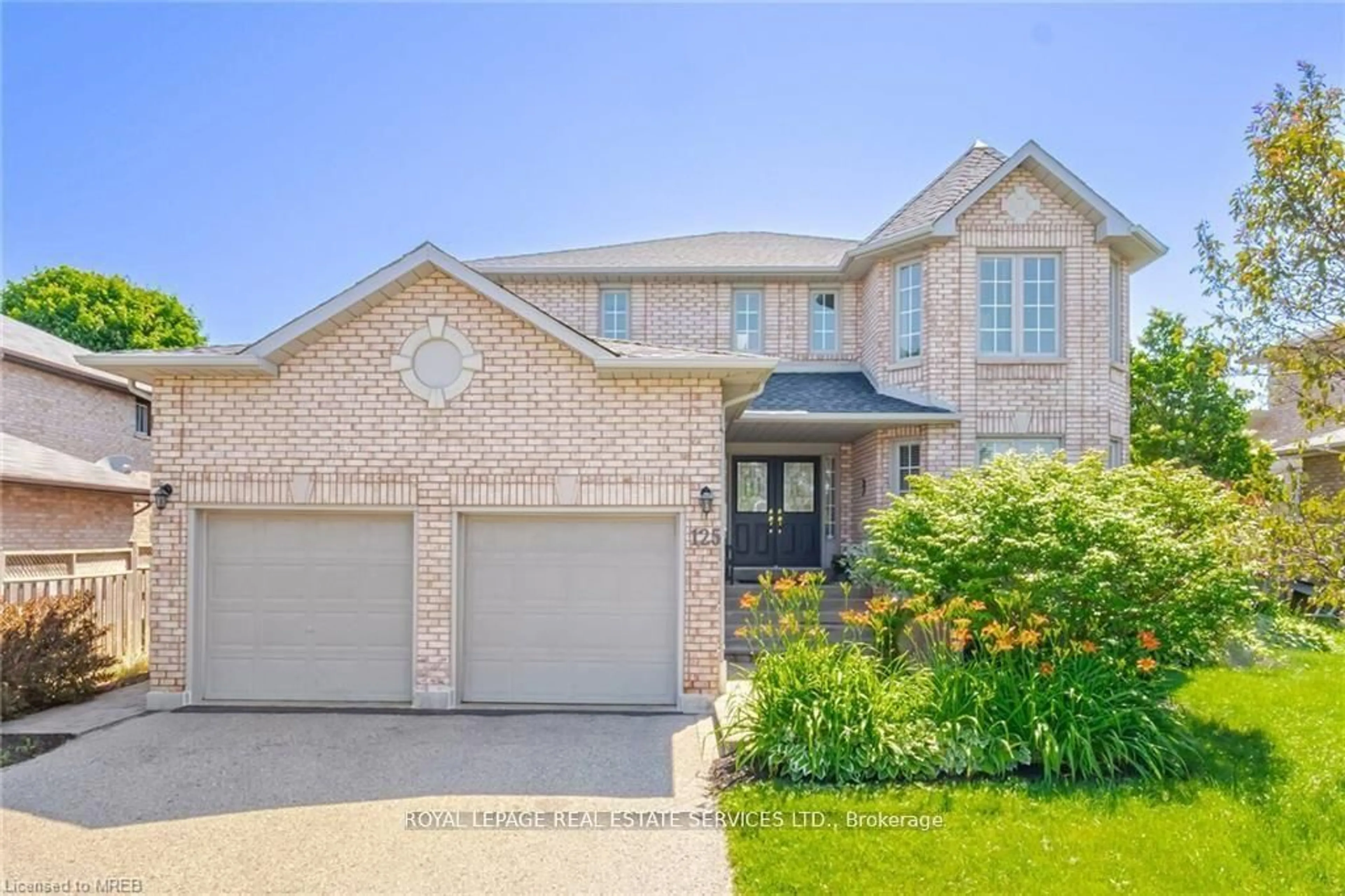 Home with brick exterior material, street for 125 Ferndale Dr, Barrie Ontario L4N 6Y6
