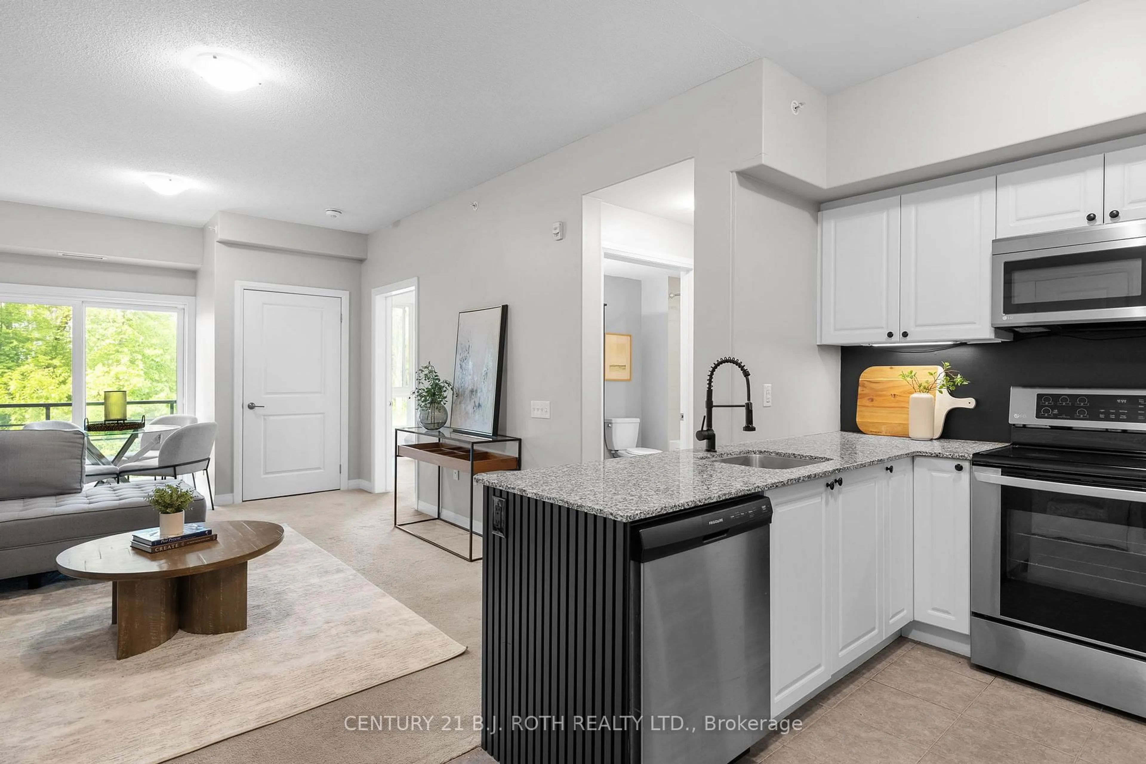 Open concept kitchen, unknown for 300 ESSA Rd #108, Barrie Ontario L9J 0B9