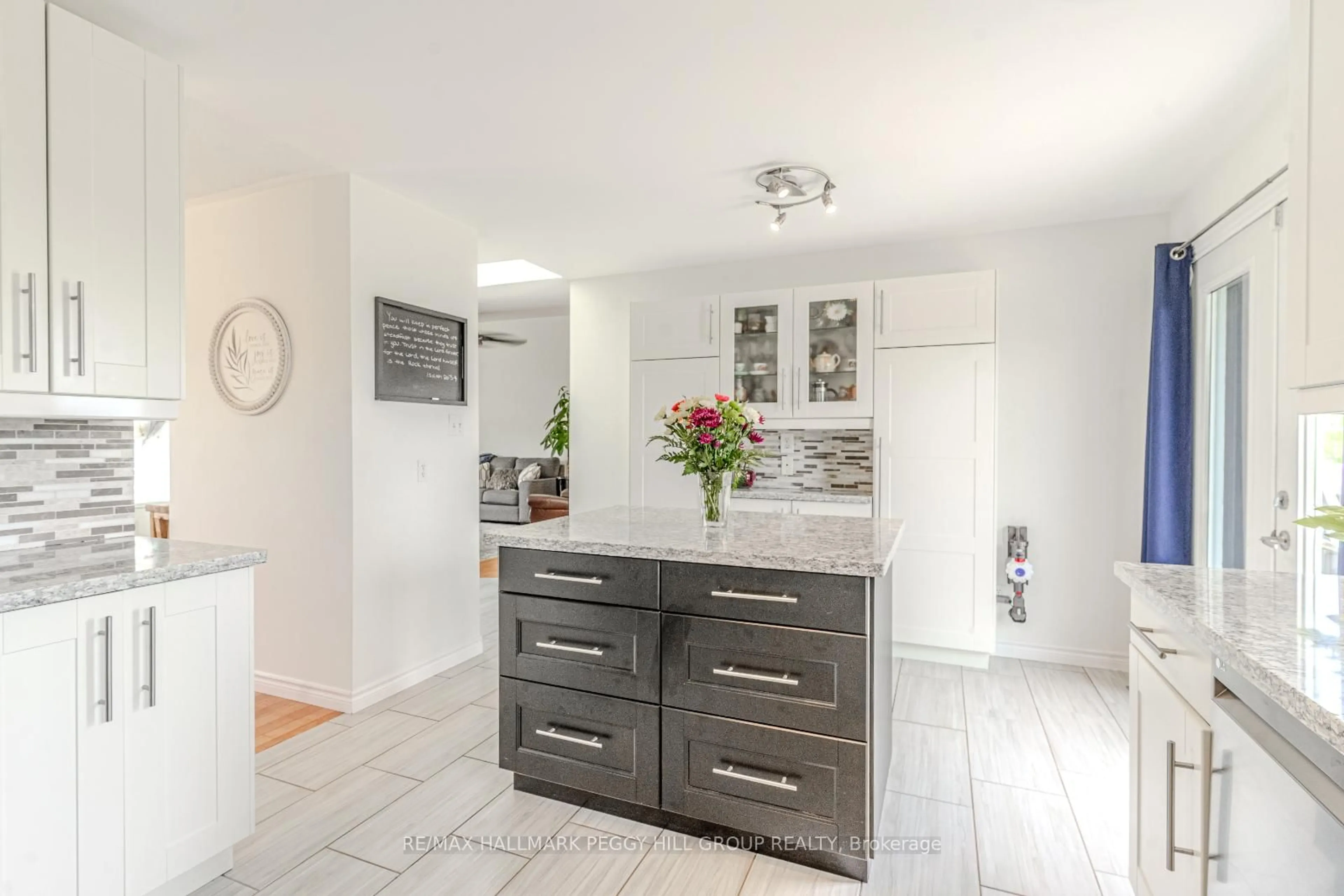 Unknown for 3413 McCarthy Dr, Clearview Ontario L0M 1N0