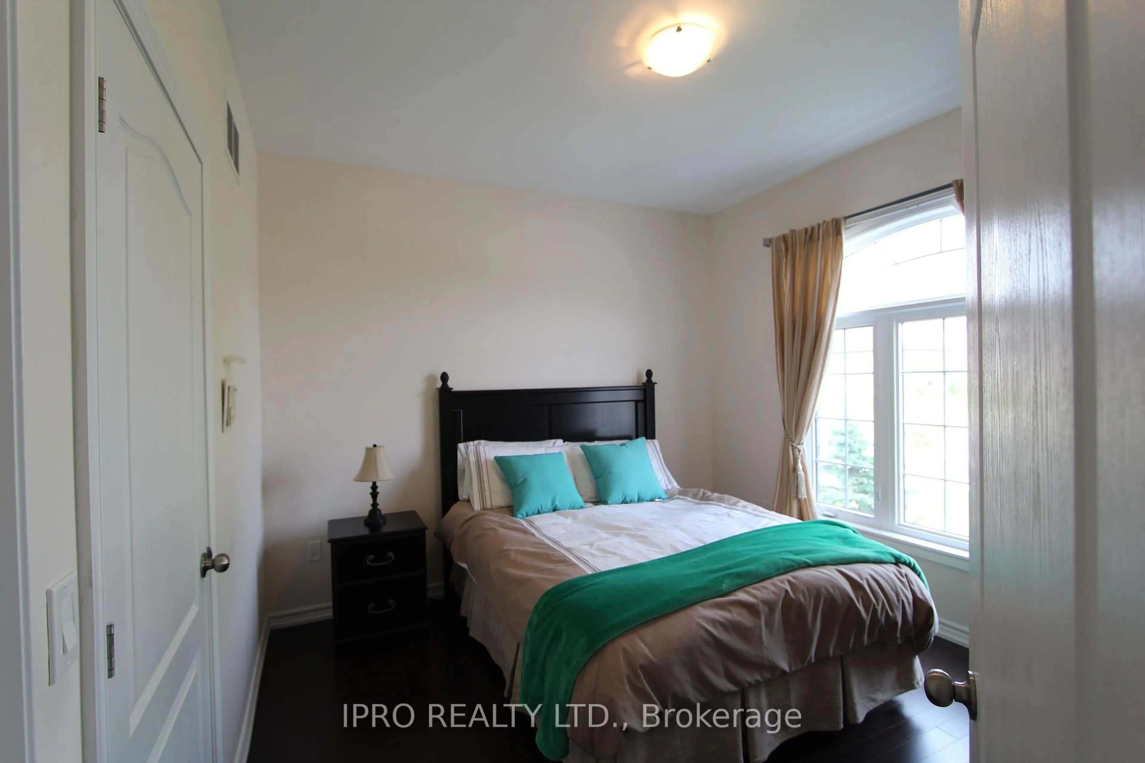 A pic of a room for 66 Bellisle Rd, Penetanguishene Ontario L9M 0V6