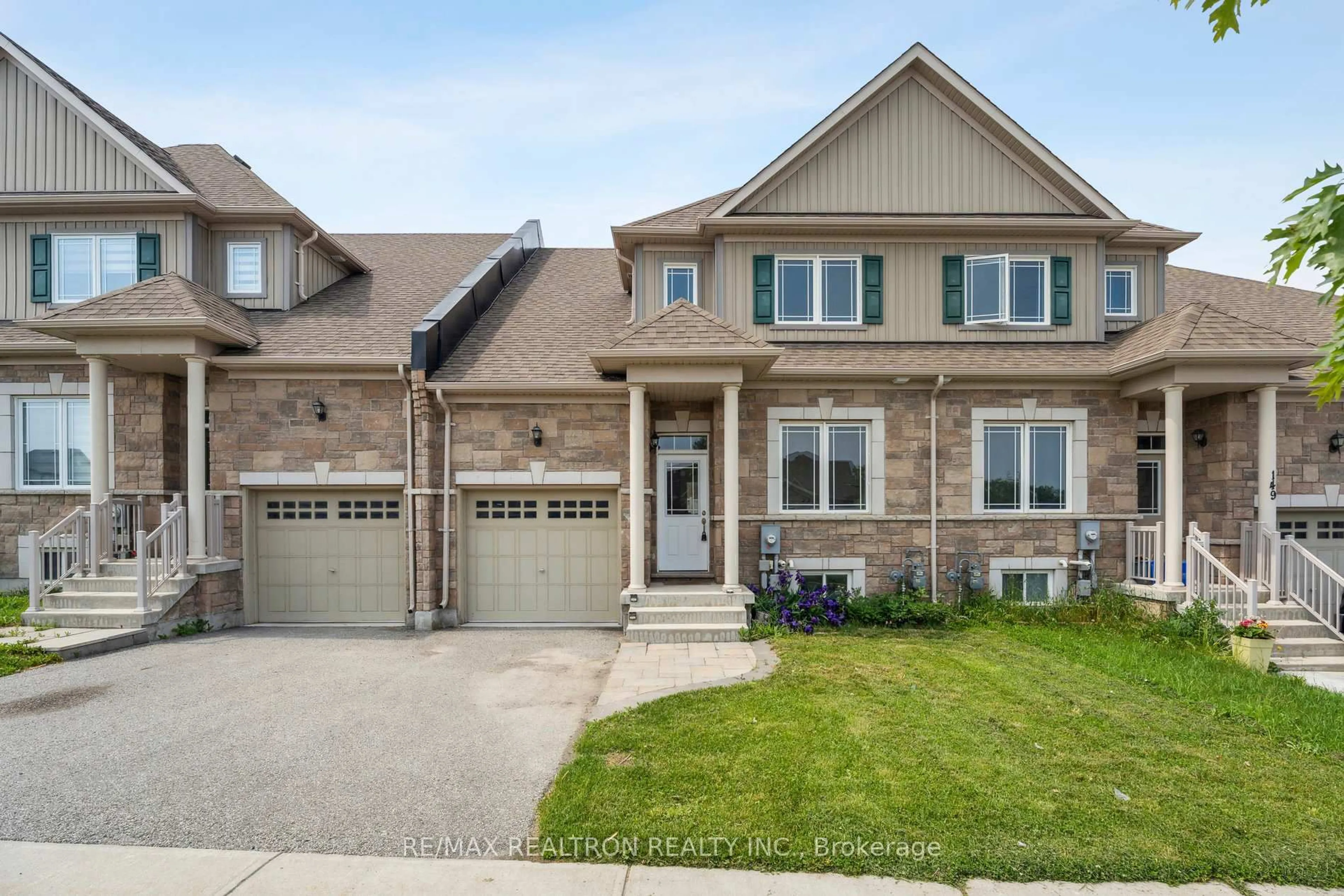 Home with brick exterior material, street for 151 ISABELLA Dr, Orillia Ontario L3V 6H2
