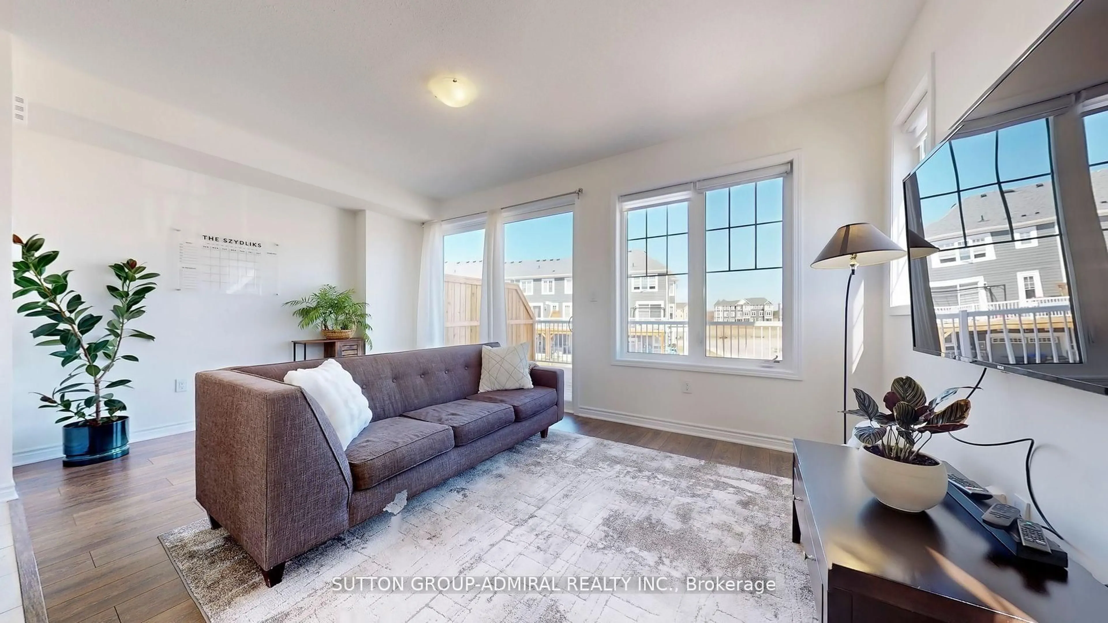Living room with furniture, unknown for 26 Abby Dr, Wasaga Beach Ontario L9Z 0K2
