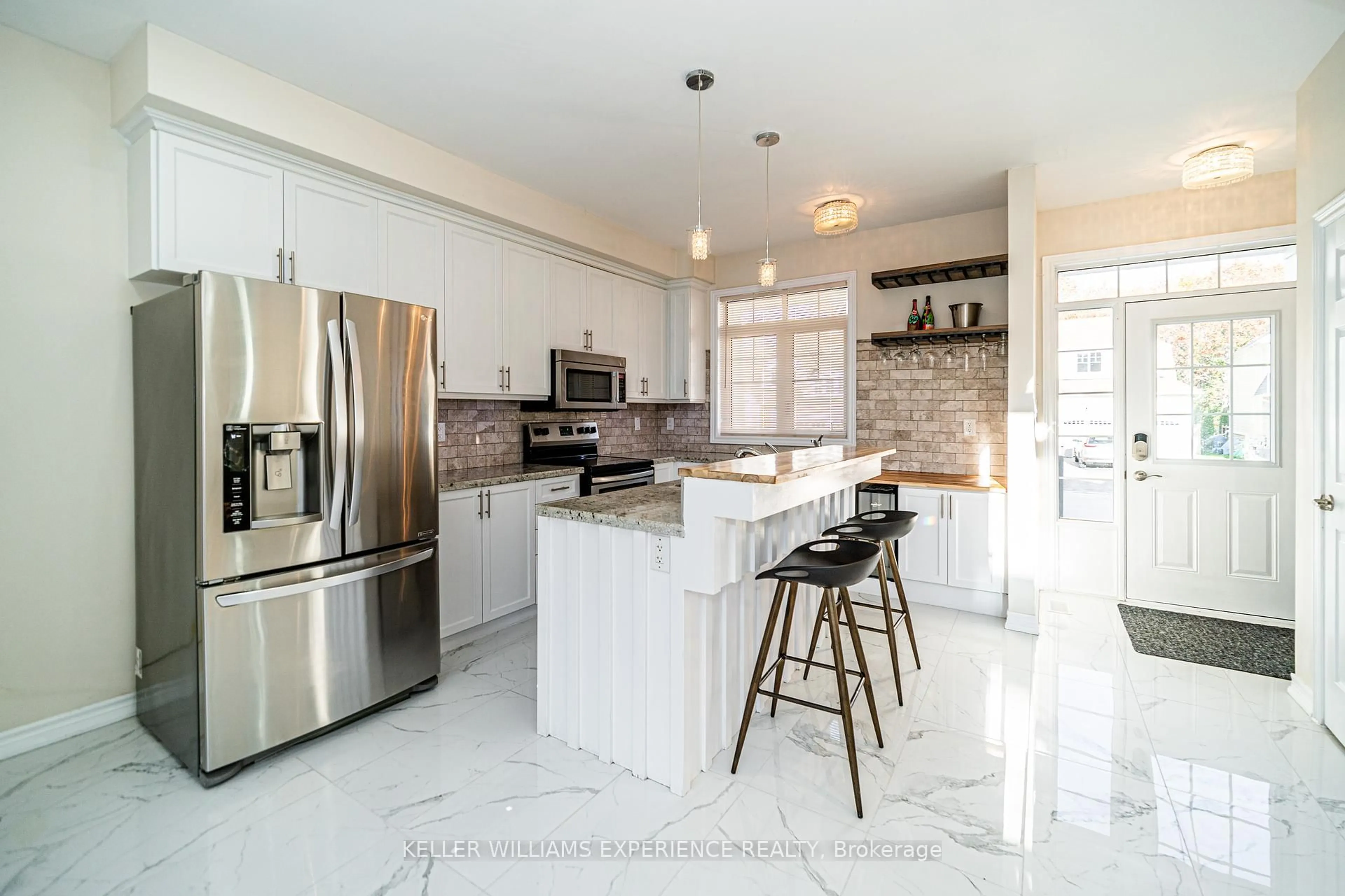 Contemporary kitchen, ceramic/tile floor for 61 Riverwalk Pl, Midland Ontario L4R 0B4