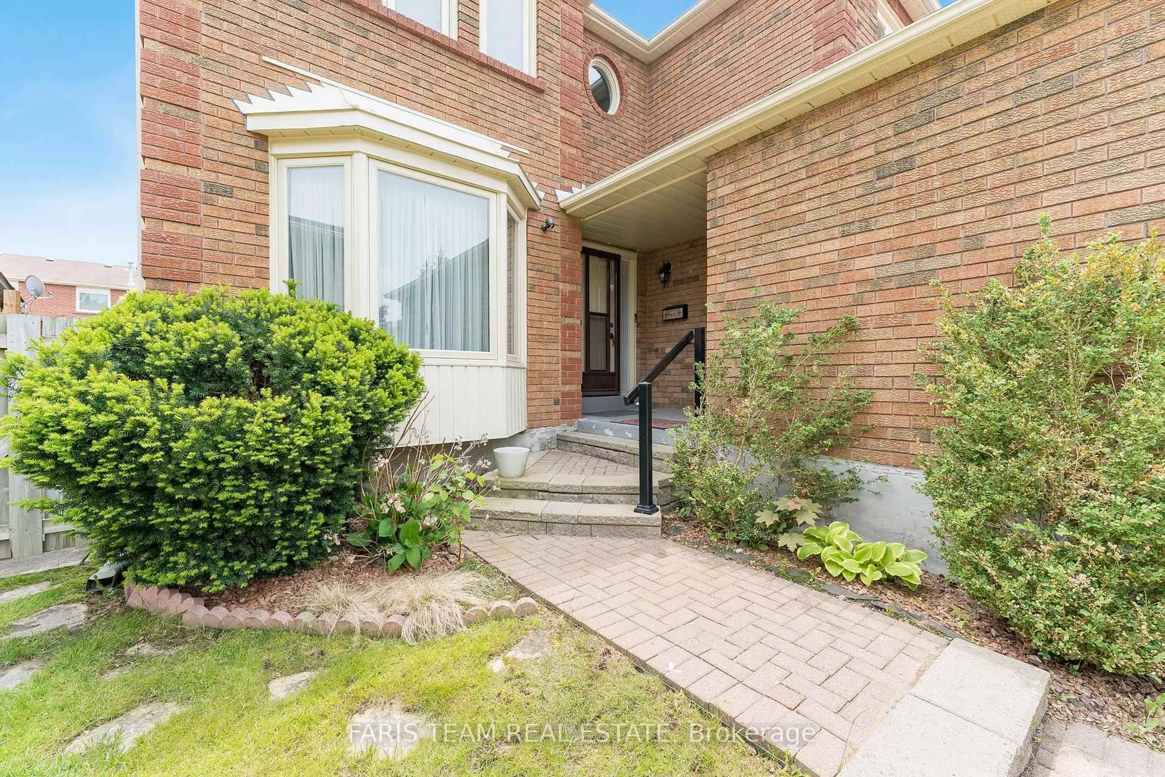 Home with brick exterior material, street for 43 McDougall Dr, Barrie Ontario L4N 7H7