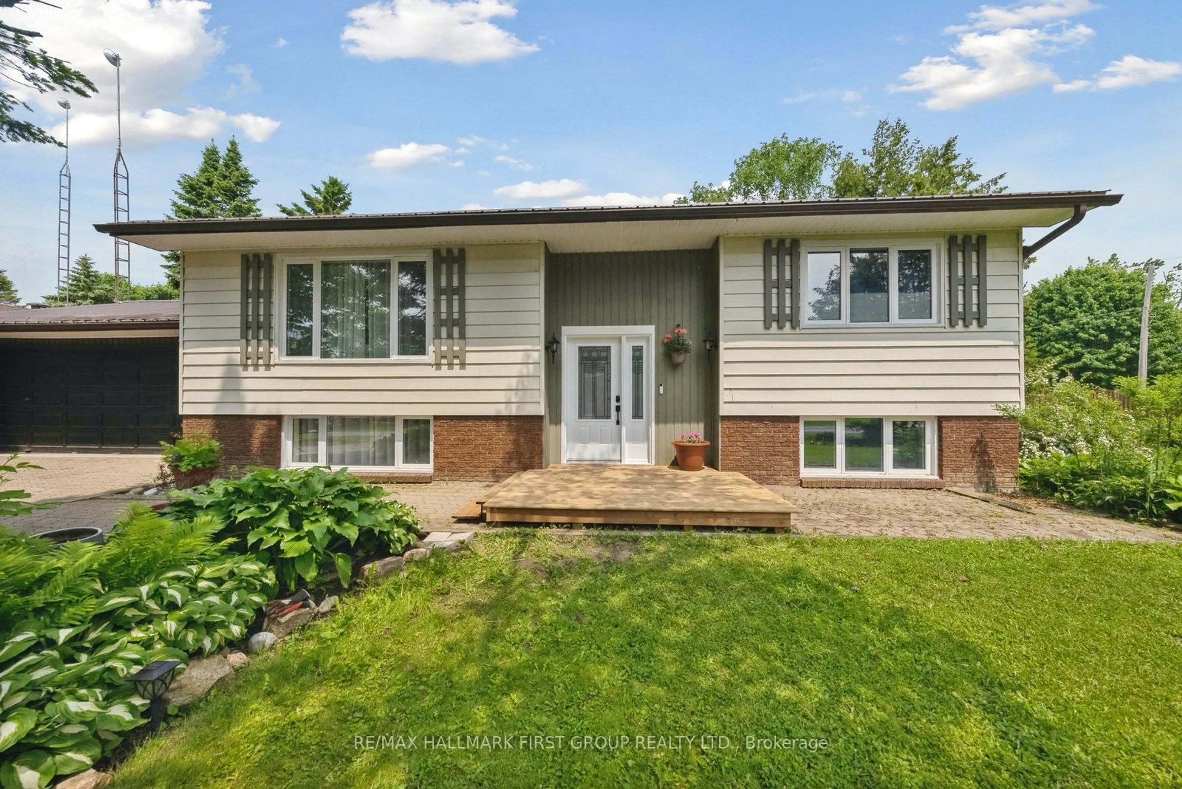 Home with vinyl exterior material, street for 2738 Stephen Dr, Ramara Ontario L0K 1B0