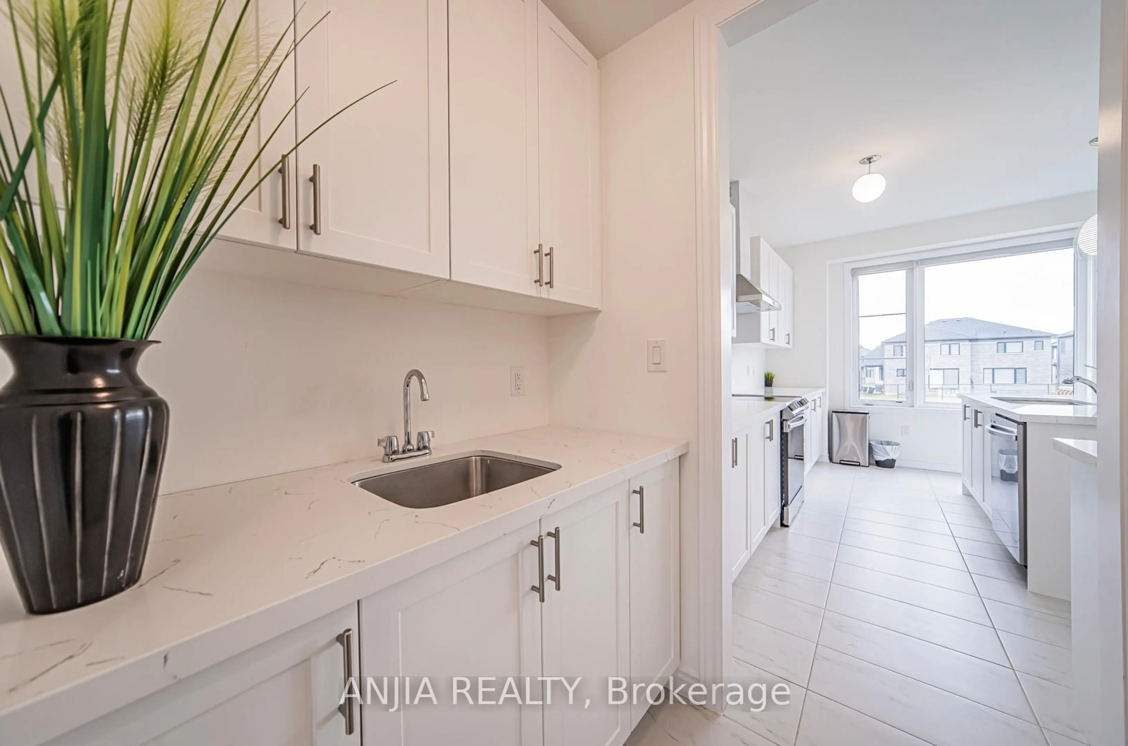 Unknown for 5 Del Ray Cres, Wasaga Beach Ontario L9Z 0N7
