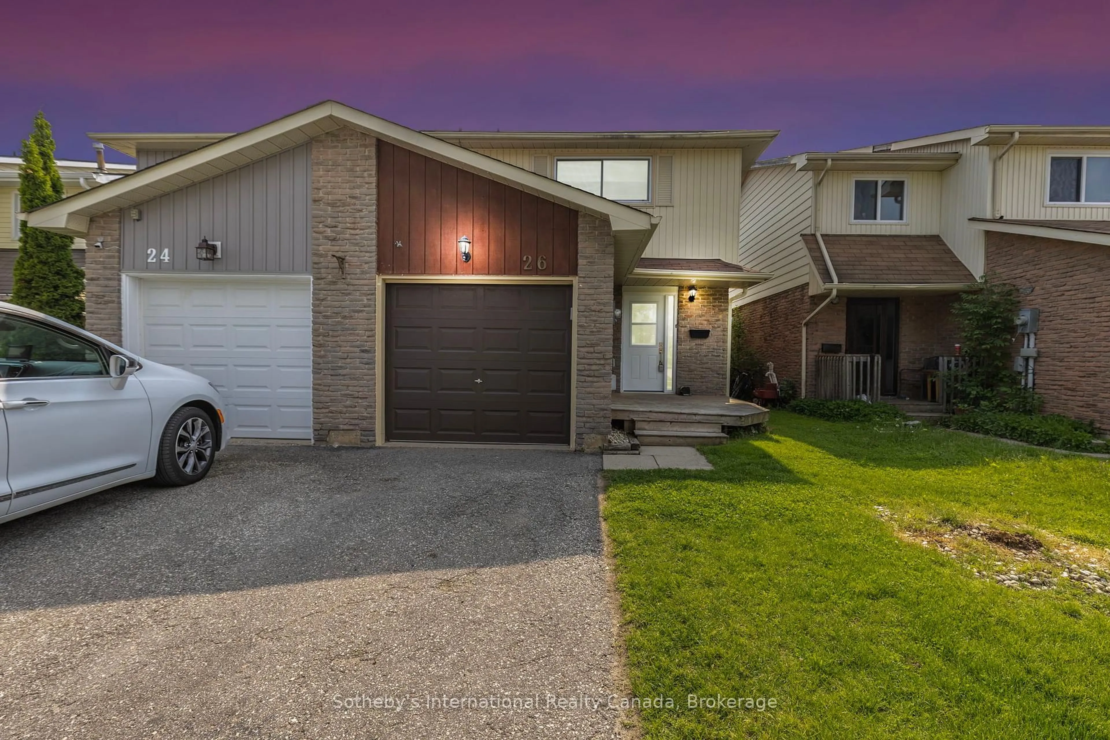 Unknown for 26 Christie Cres, Barrie Ontario L4N 4W8