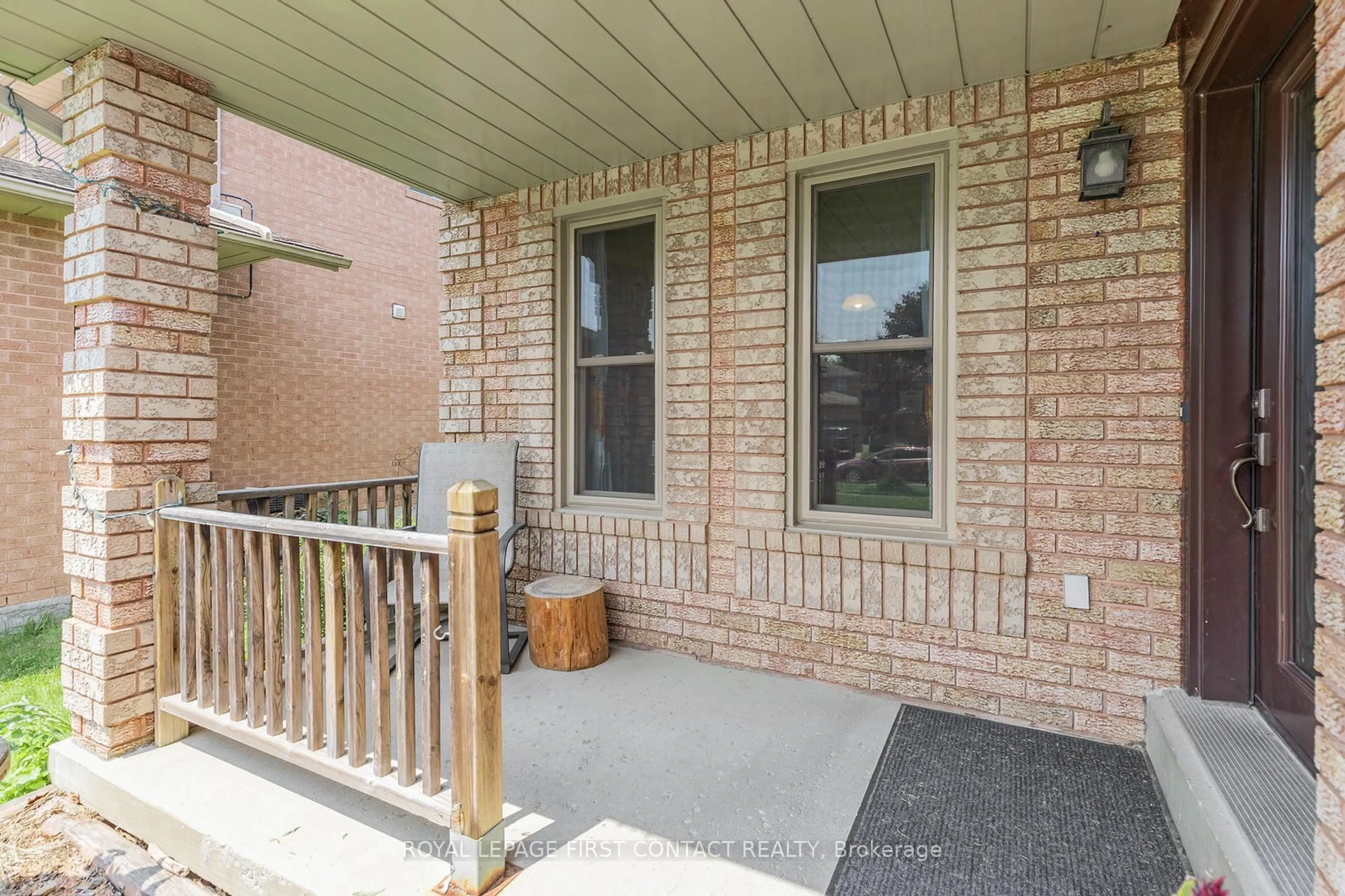 Unknown for 22 Bishop Dr, Barrie Ontario L4N 6Y6