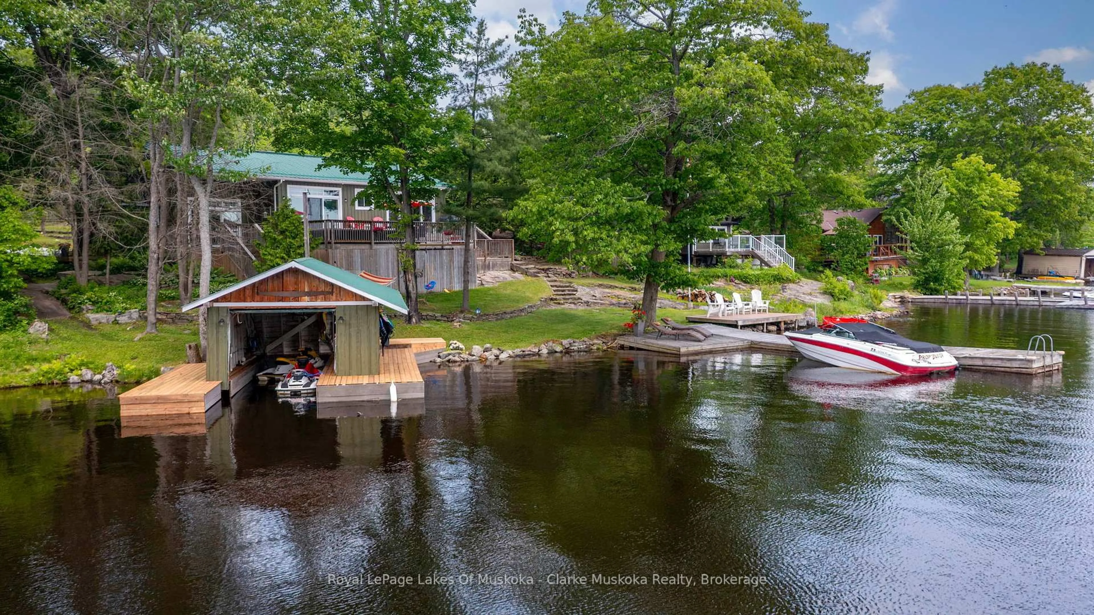 A pic from outside/outdoor area/front of a property/back of a property/a pic from drone, water/lake/river/ocean view for 1719 Ellis Rd, Severn Ontario L0K 1E0