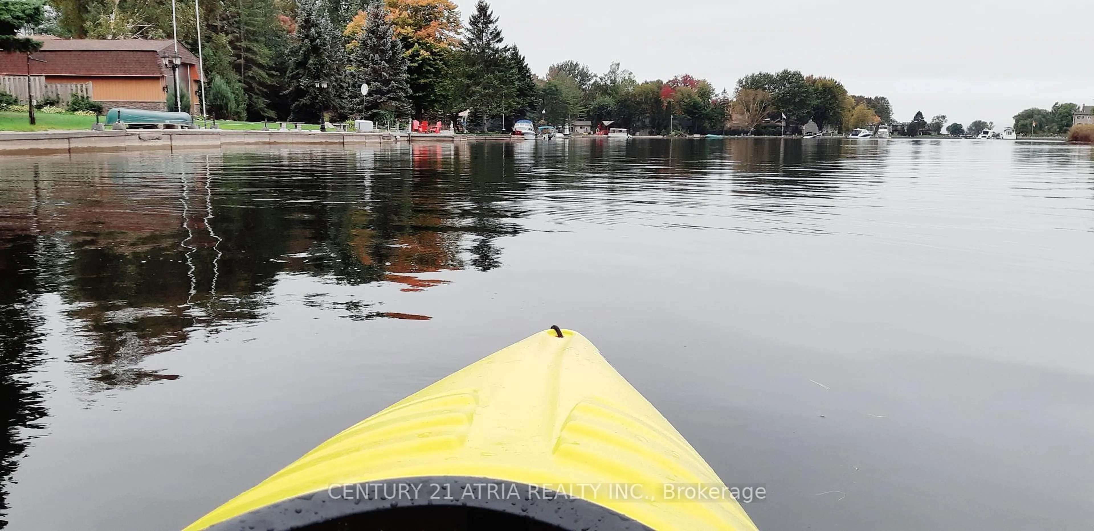 Blurry image for 4 Paradise Blvd #24, Ramara Ontario L0K 1B0