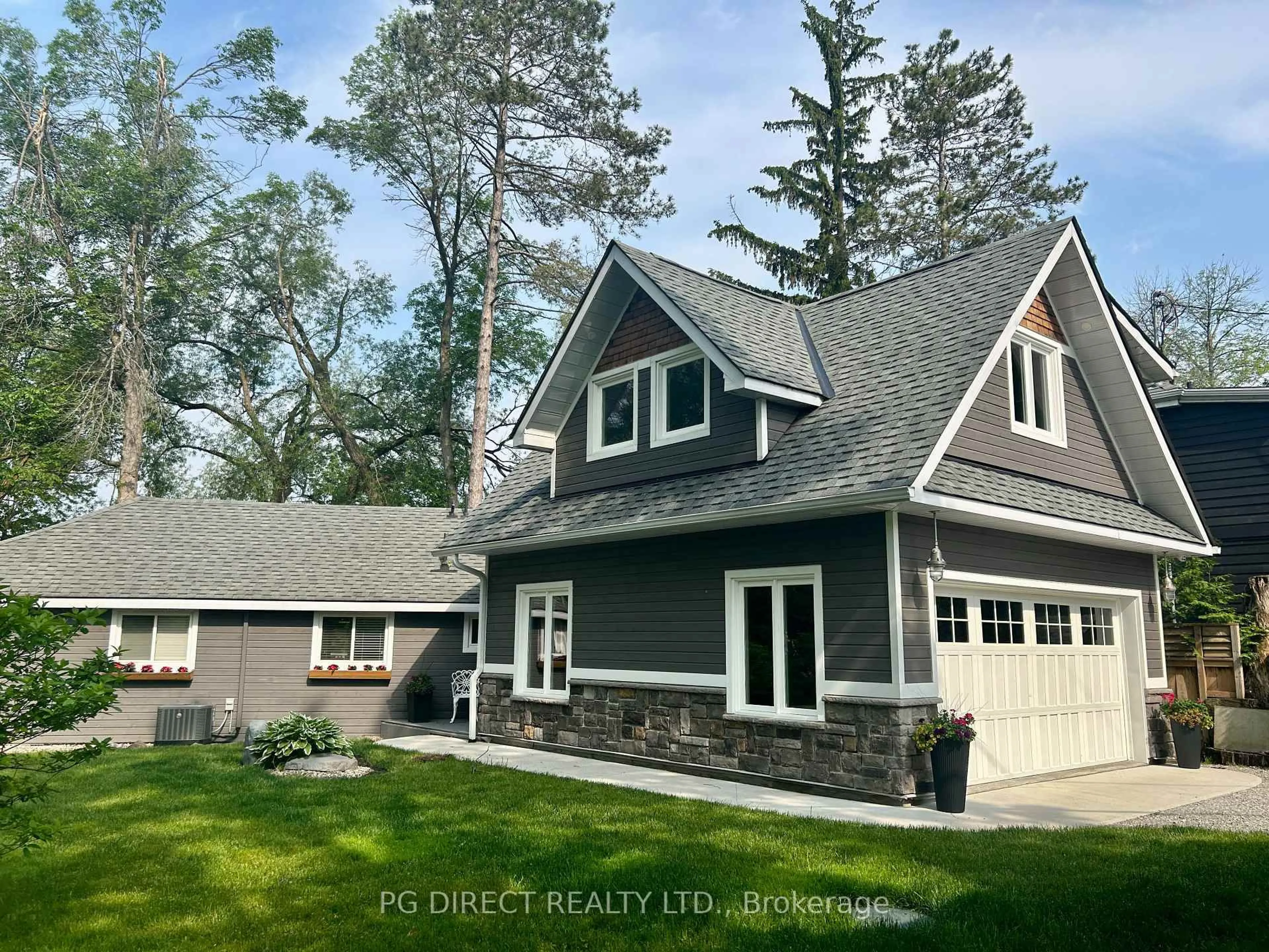 Home with vinyl exterior material, street for 7092 Beach Dr, Ramara Ontario L0K 2B0