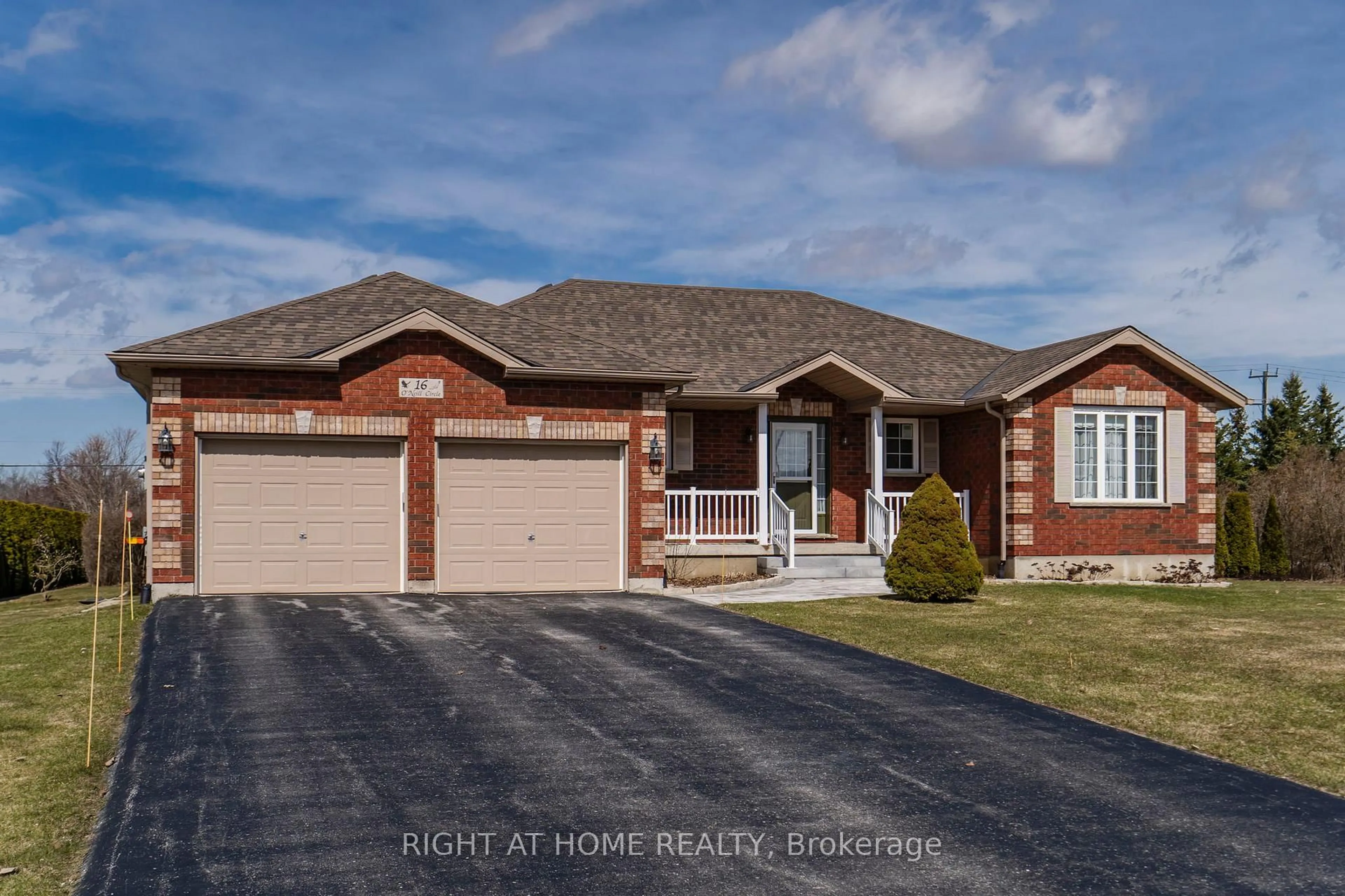 Home with brick exterior material, street for 16 O'neill Circ, Springwater Ontario L2L 2K0