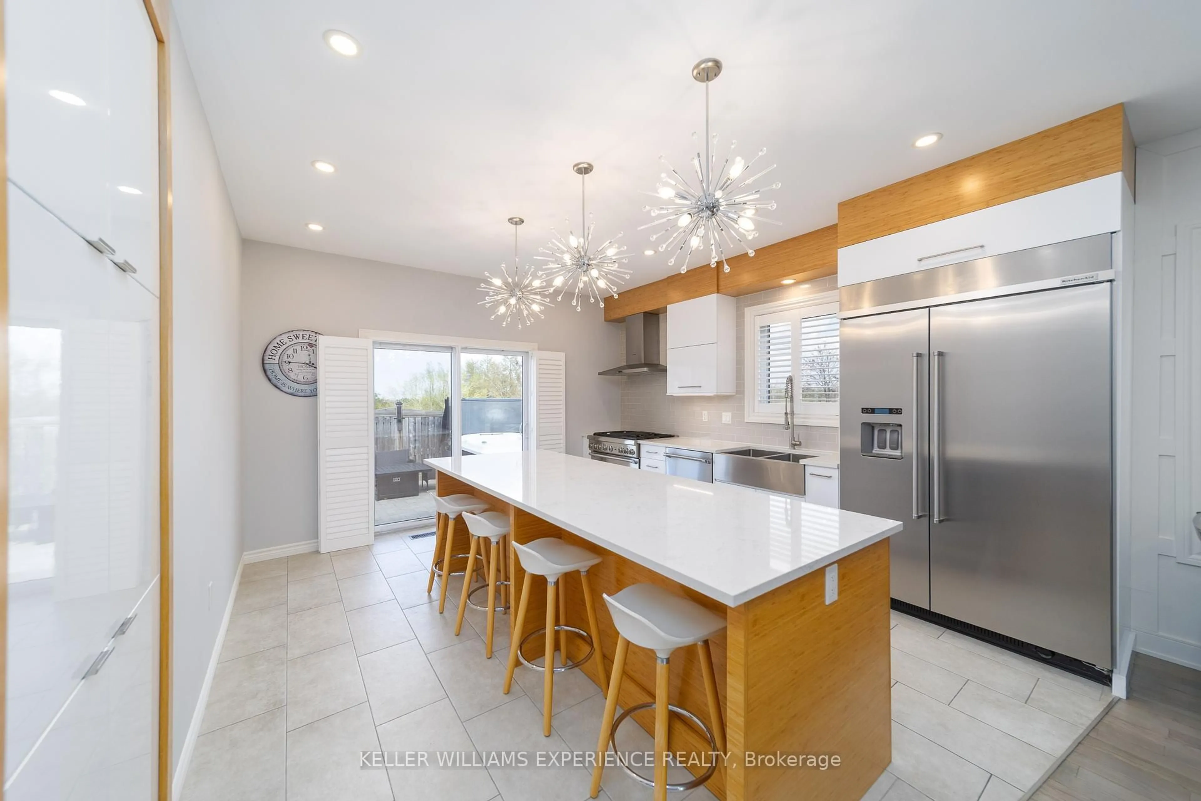 Open concept kitchen, ceramic/tile floor for 41 THRUSHWOOD Dr, Barrie Ontario L4N 0Z1