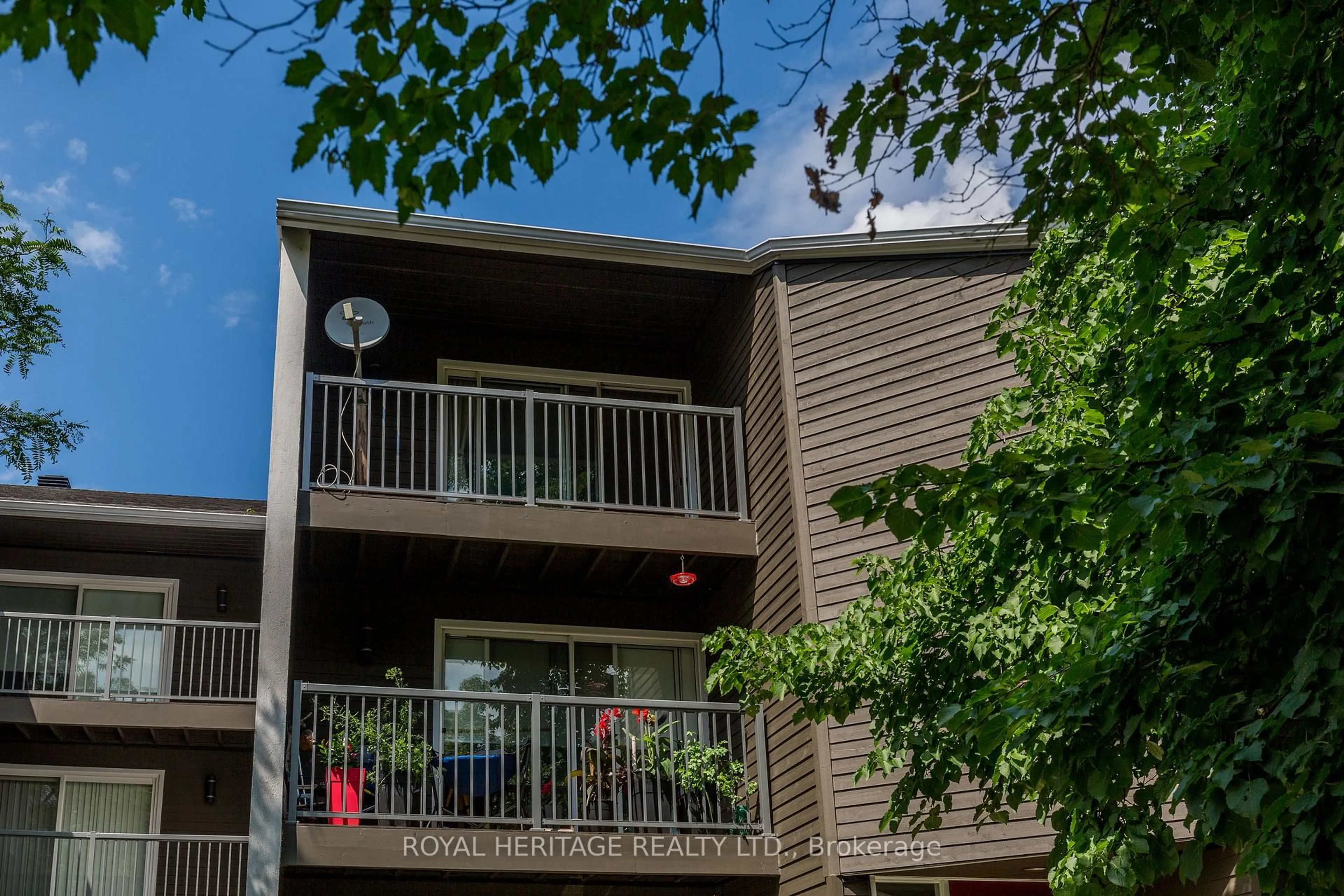 Patio, unknown for 1102 Horseshoe Valley Rd #311, Oro-Medonte Ontario L4M 4Y8