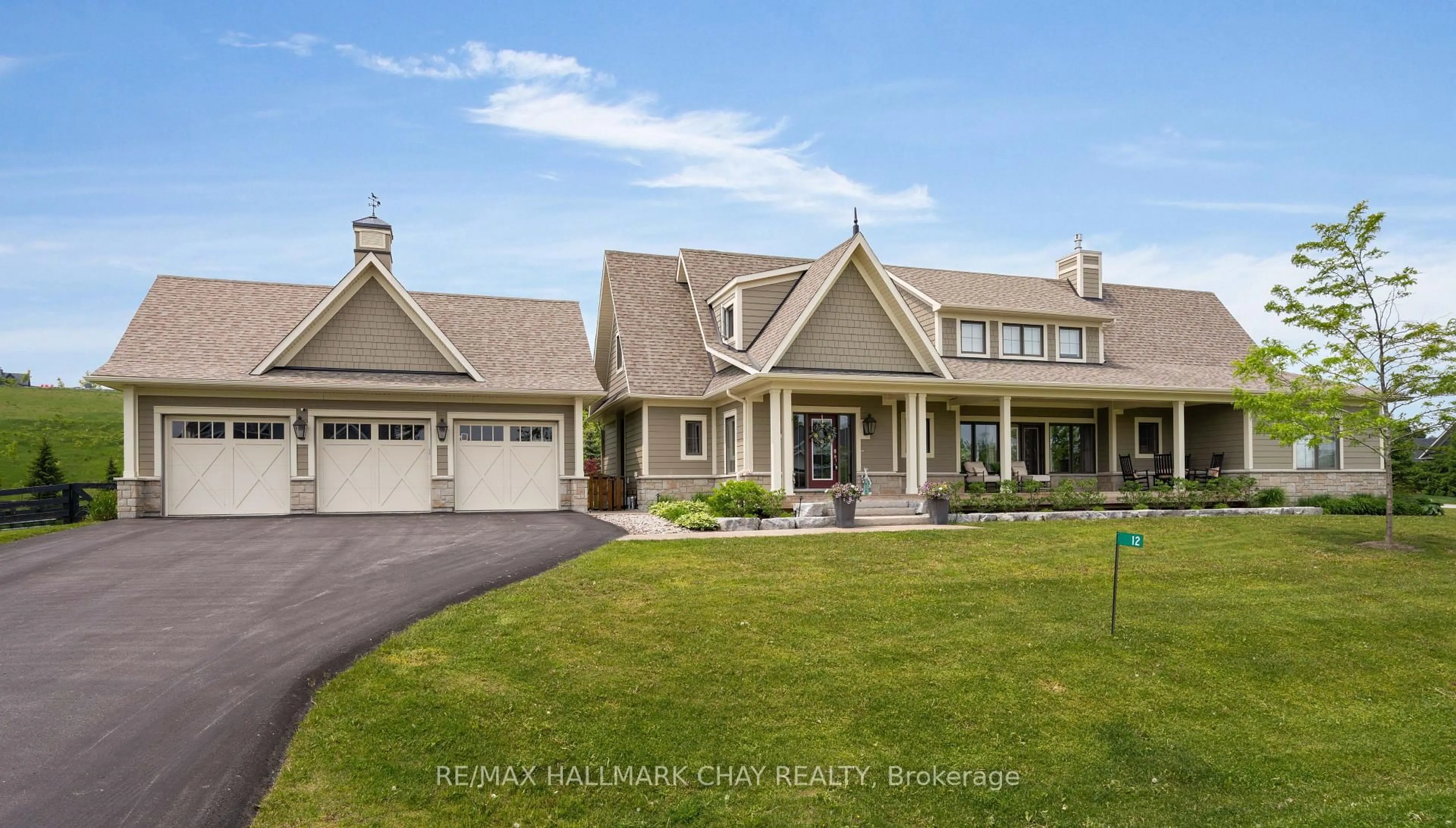 Home with vinyl exterior material, unknown for 12 Thoroughbred Dr, Oro-Medonte Ontario L0K 1E0