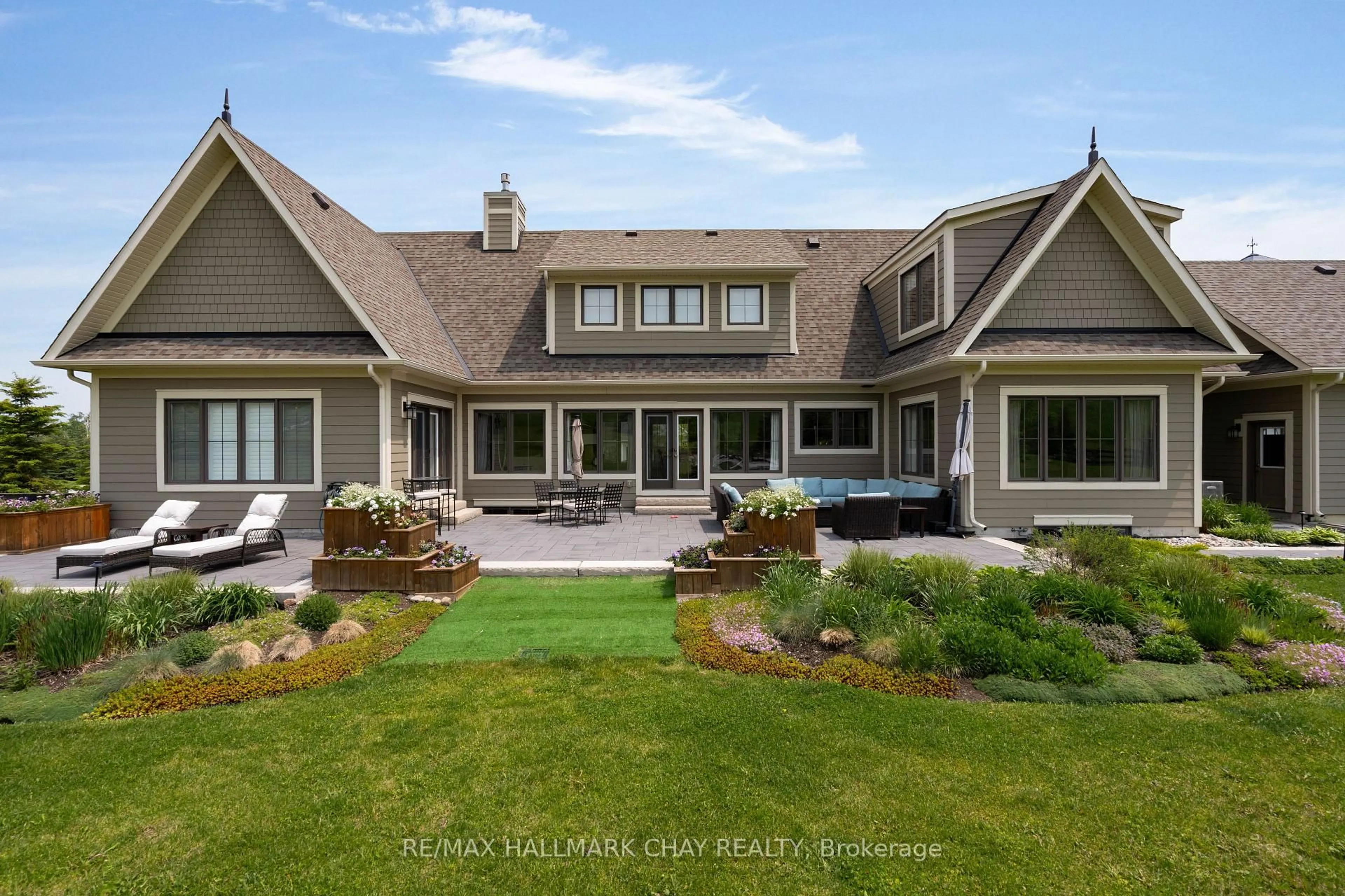 Home with vinyl exterior material, water/lake/river/ocean view for 12 Thoroughbred Dr, Oro-Medonte Ontario L0K 1E0