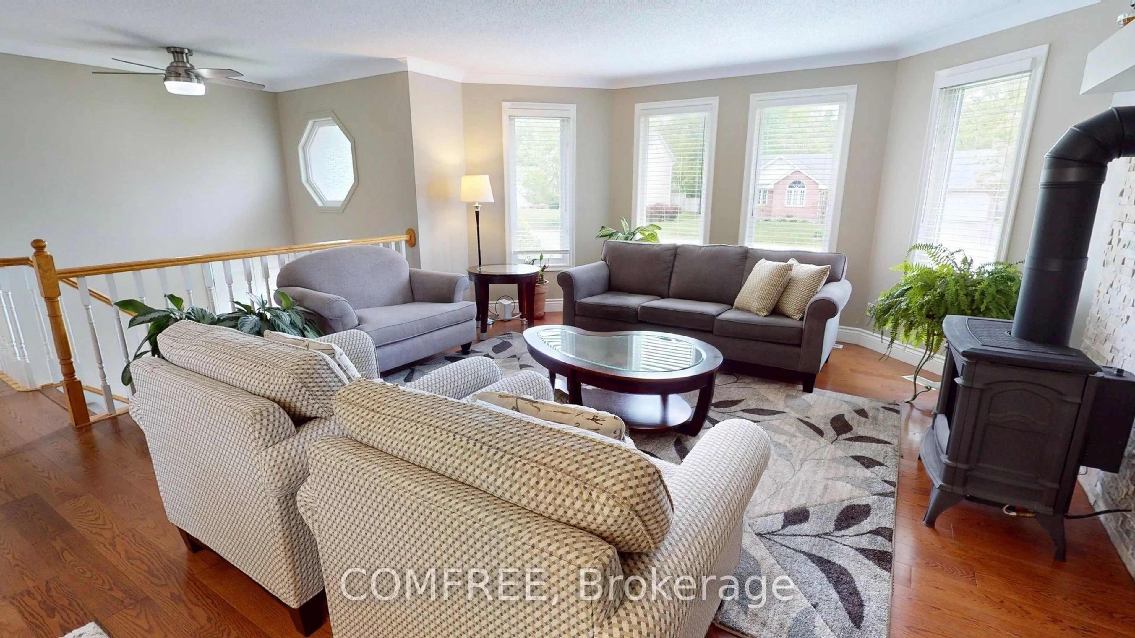Living room with furniture, unknown for 63 Bailey Cres, Tiny Ontario L0L 2T0