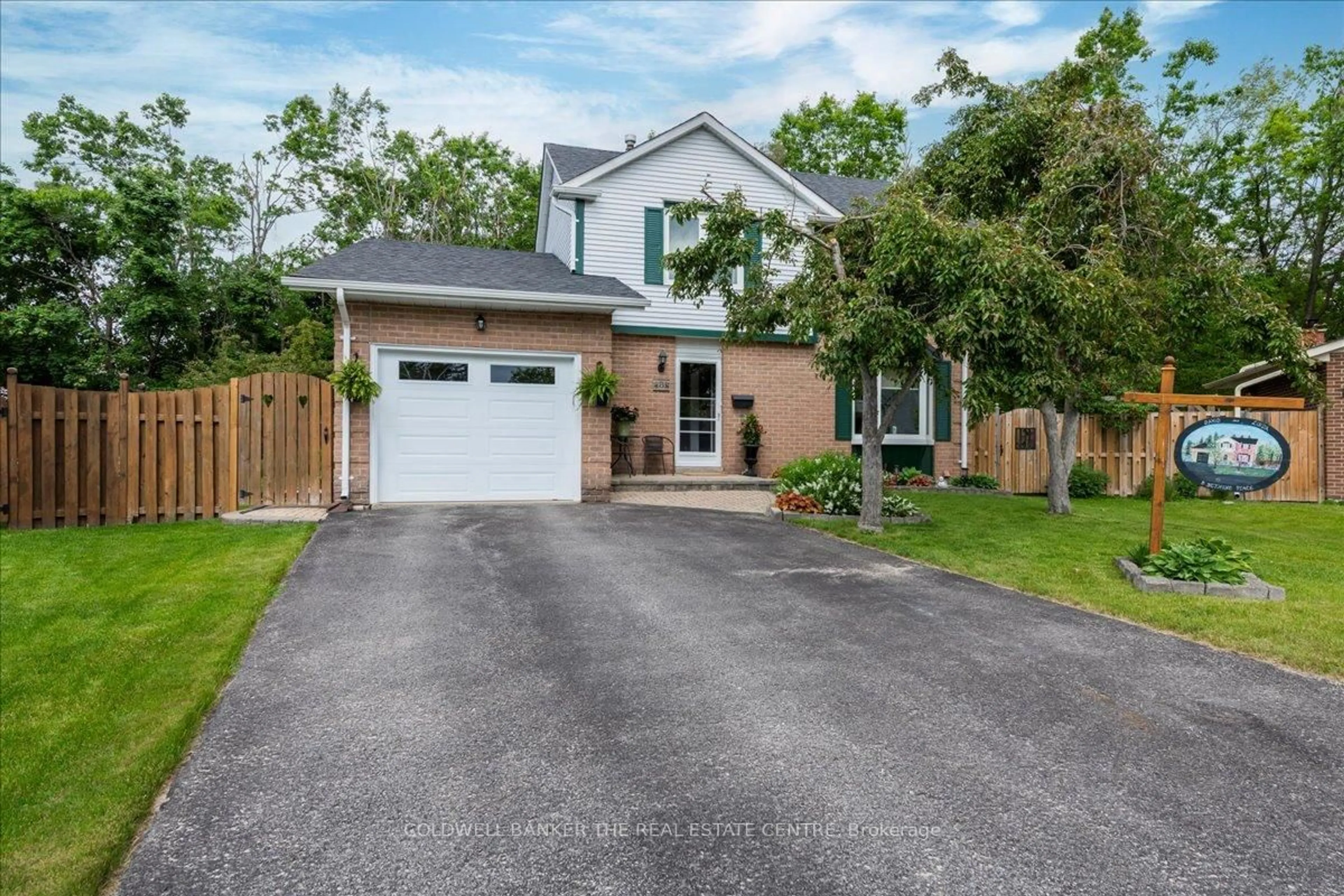 Unknown for 8 Bethune Pl, Barrie Ontario L4N 4X7