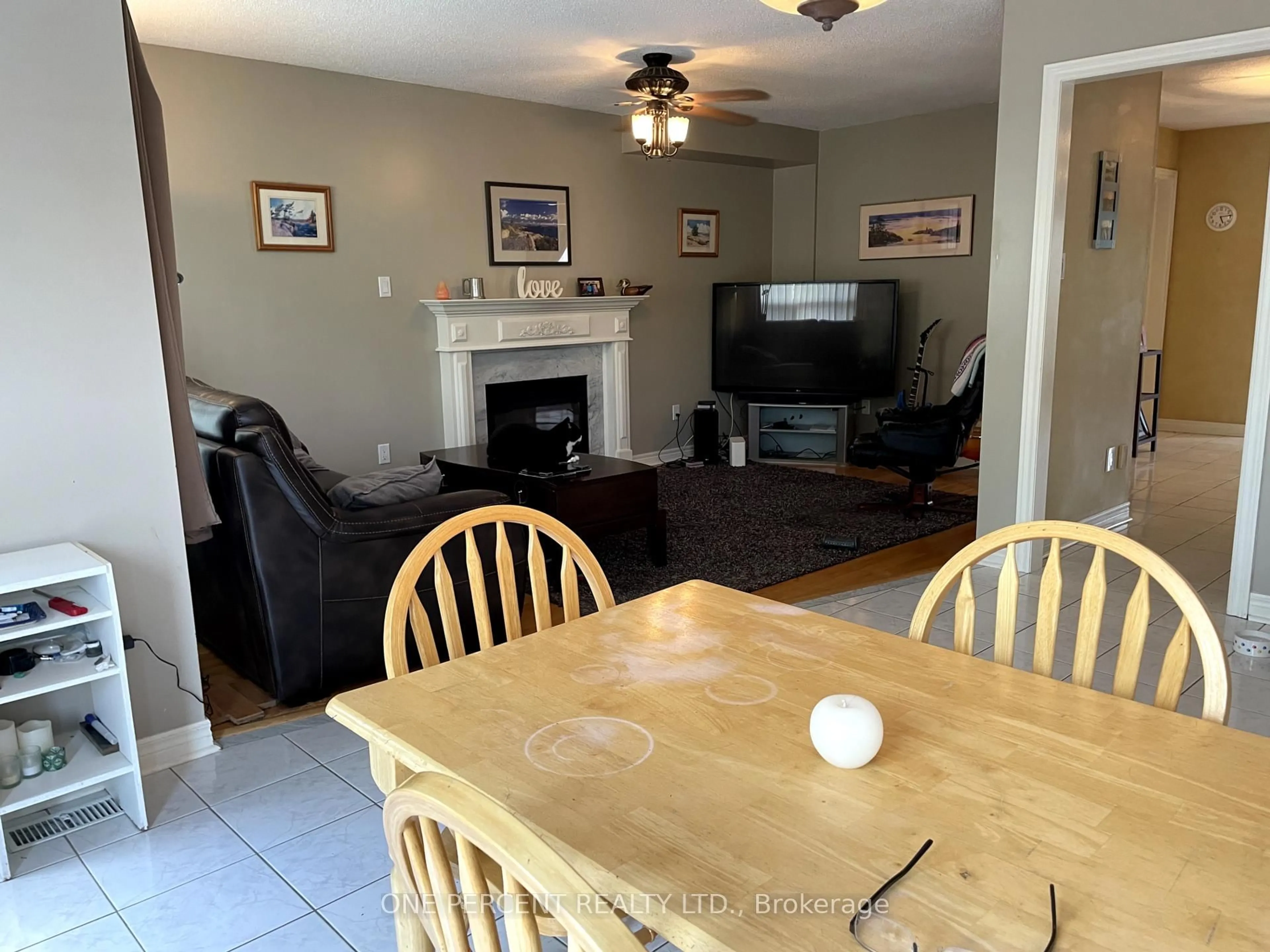 A pic of a room for 23 Nightingale Cres, Barrie Ontario L4N 8A5