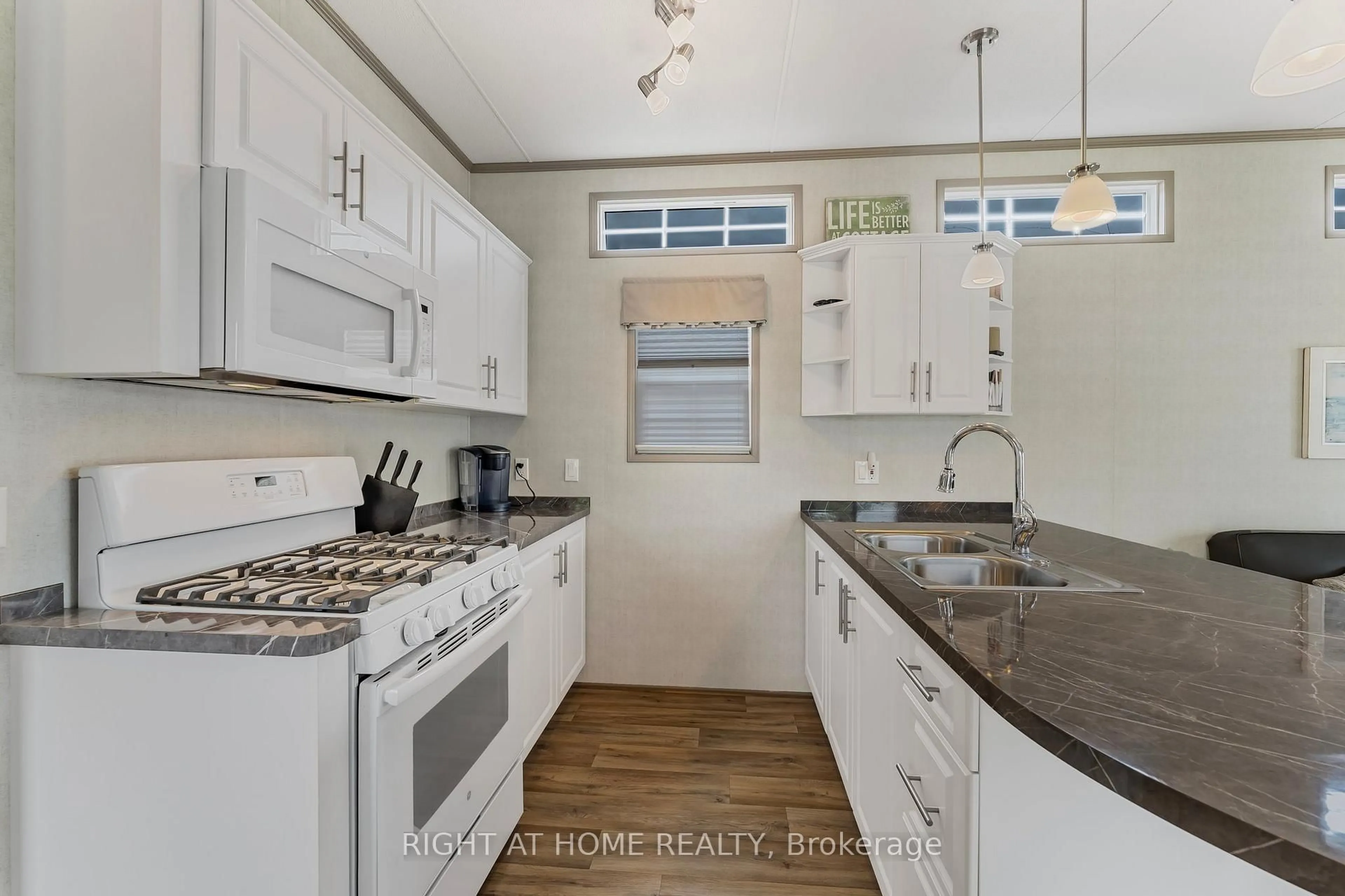 Standard kitchen, ceramic/tile floor for 3500 Lauderdale Pt Cres #26, Severn Ontario P0E 1N0