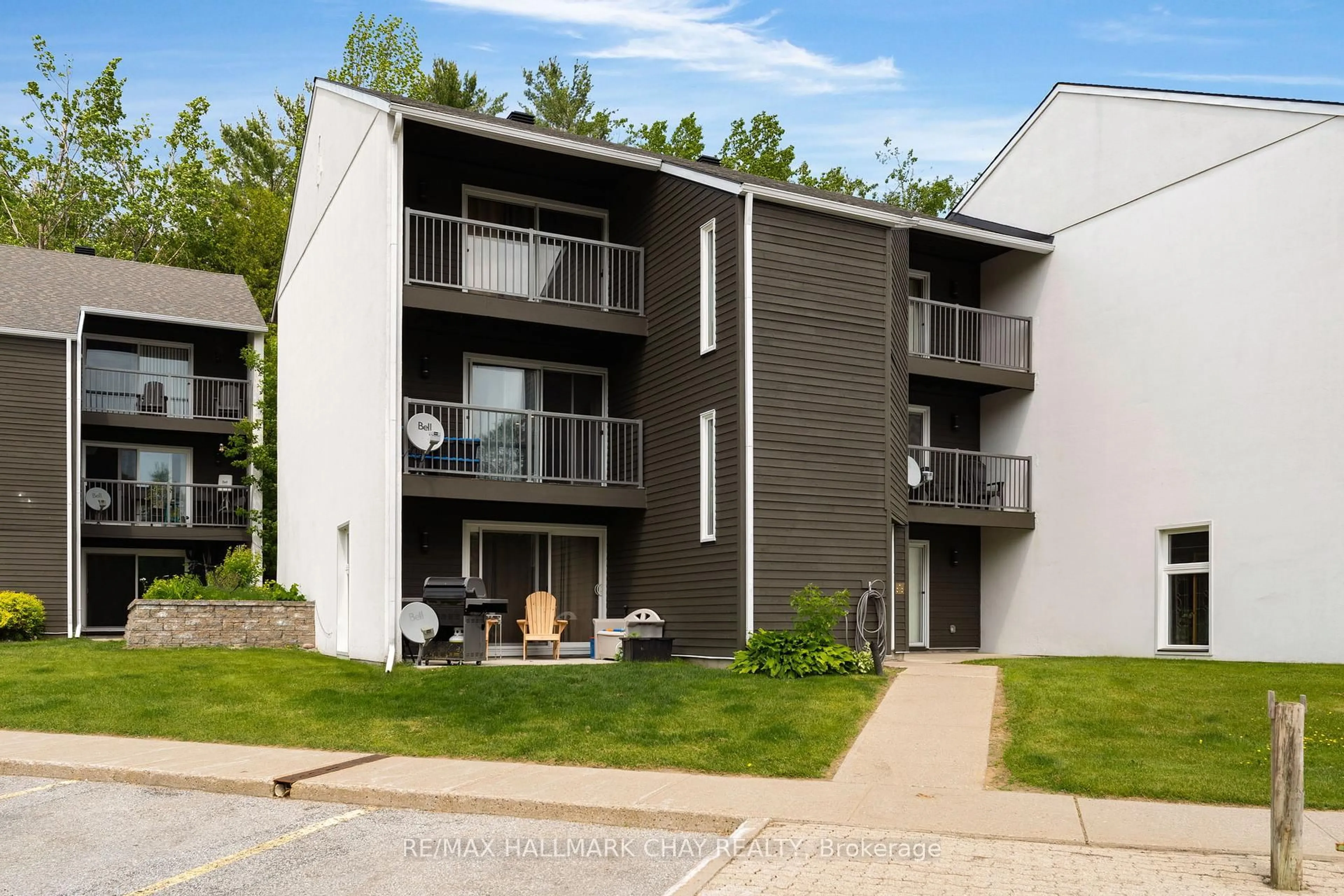 Unknown for 1102 Horseshoe Valley Rd #216, Oro-Medonte Ontario L4M 4Y8