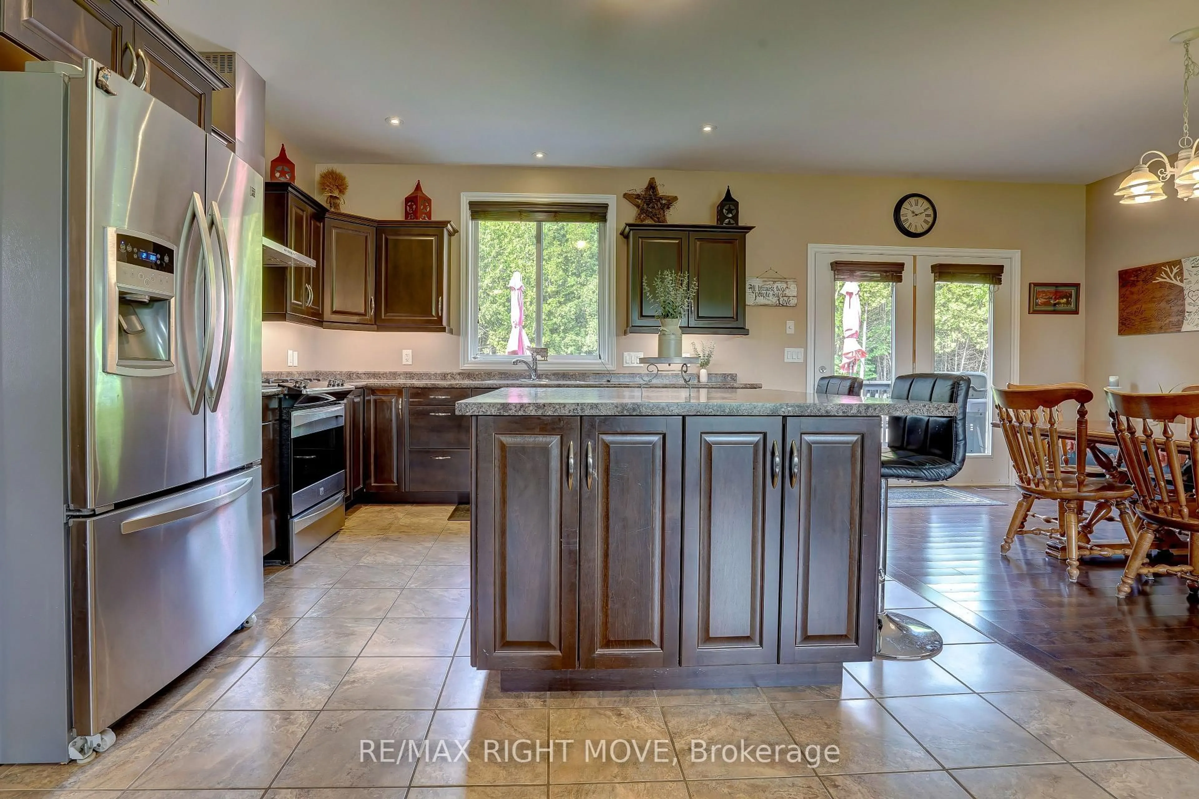 Open concept kitchen, ceramic/tile floor for 1968 Balkwill Line, Severn Ontario L0K 1E0