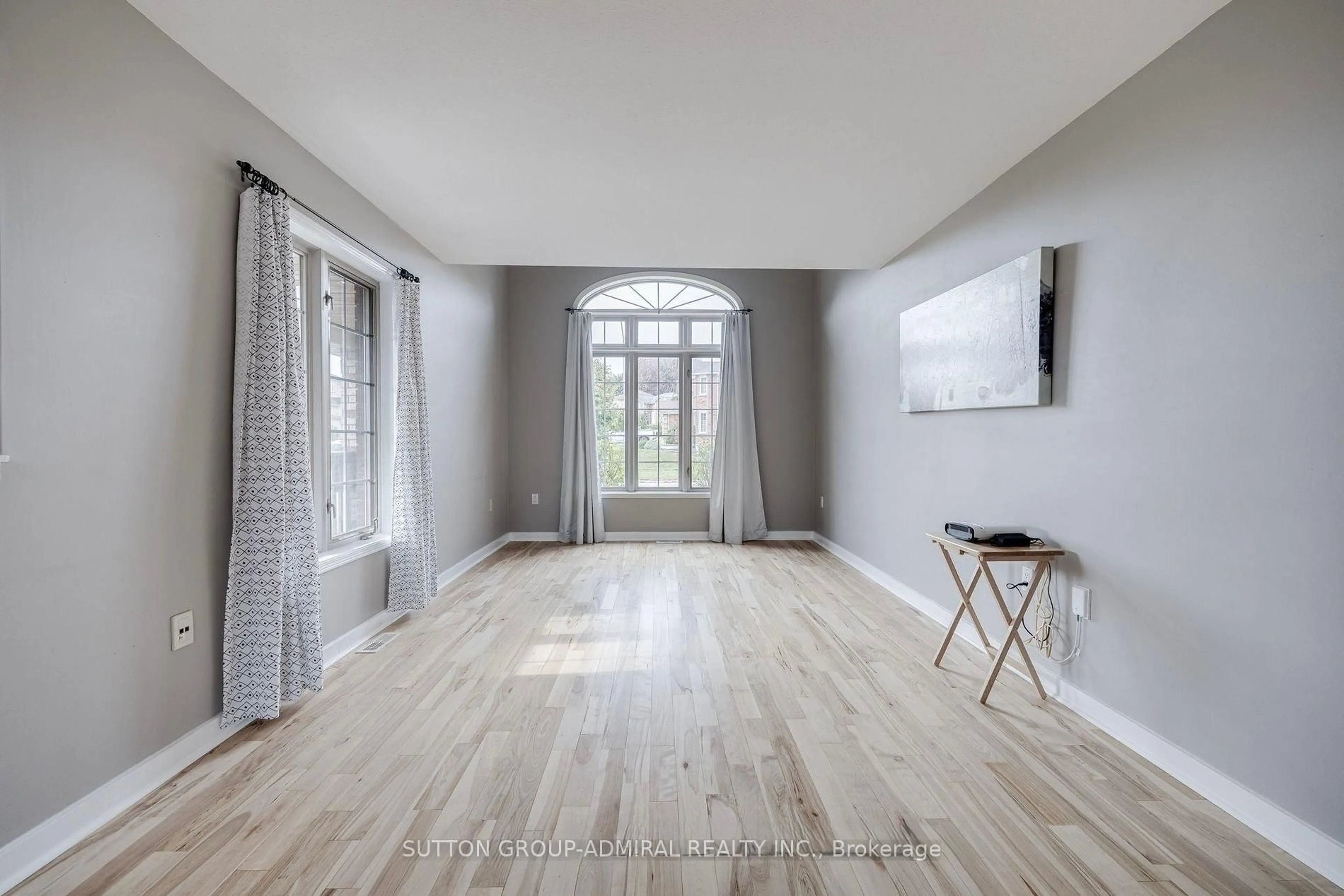 A pic of a room for 132 Brown Wood Dr, Barrie Ontario L4M 6M8