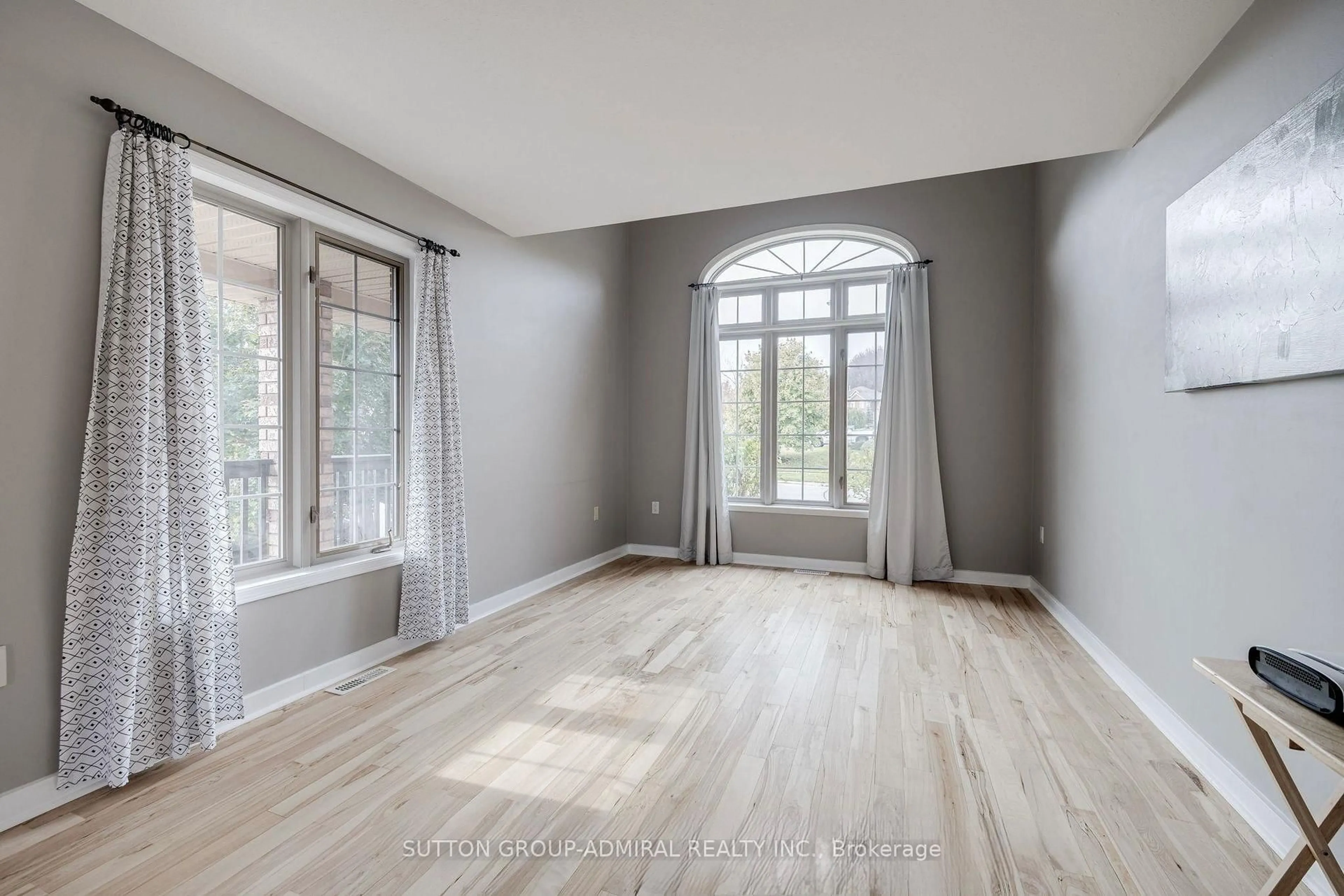 A pic of a room for 132 Brown Wood Dr, Barrie Ontario L4M 6M8