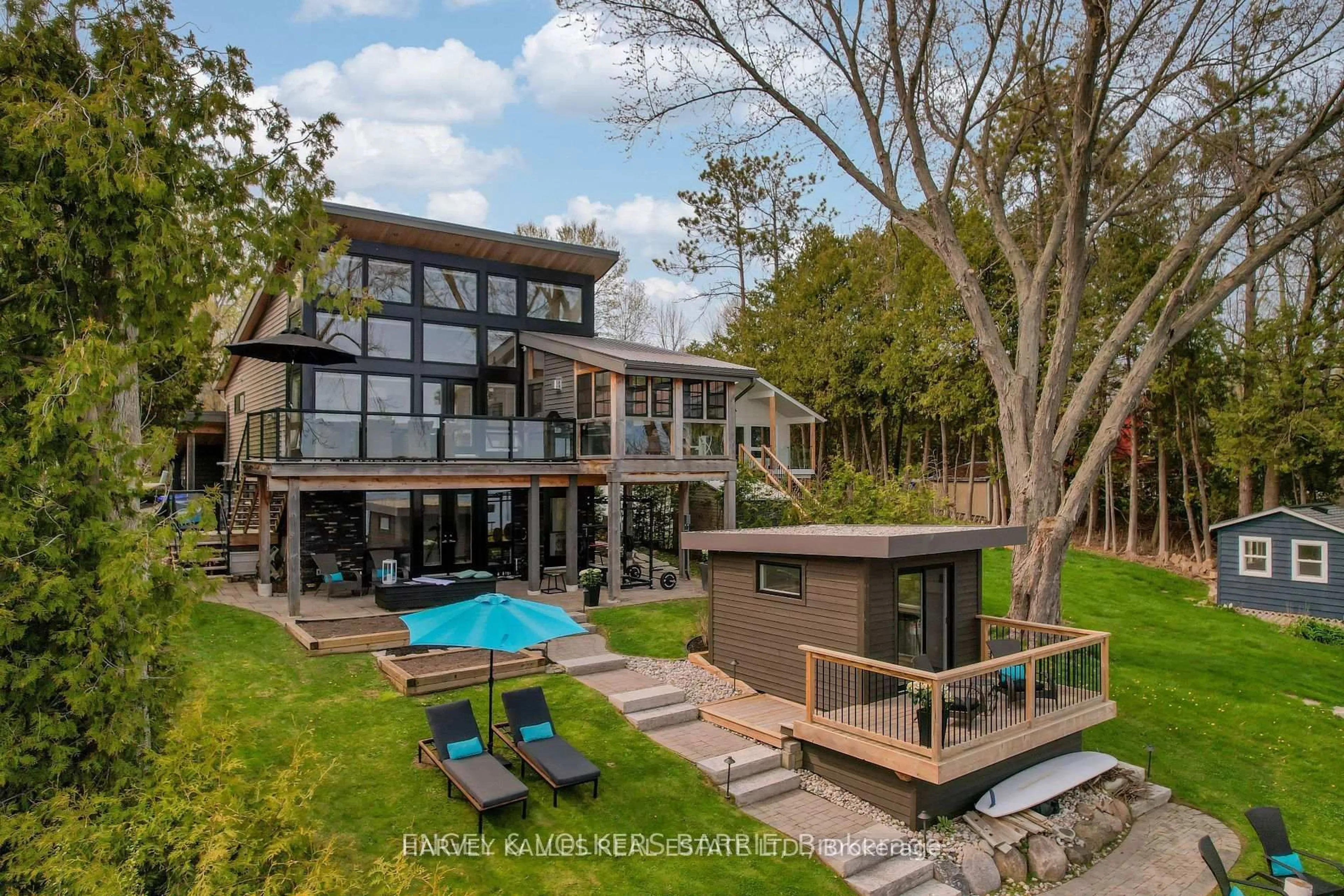 Unknown for 2369 Lakeshore Rd, Oro-Medonte Ontario L0L 1T0