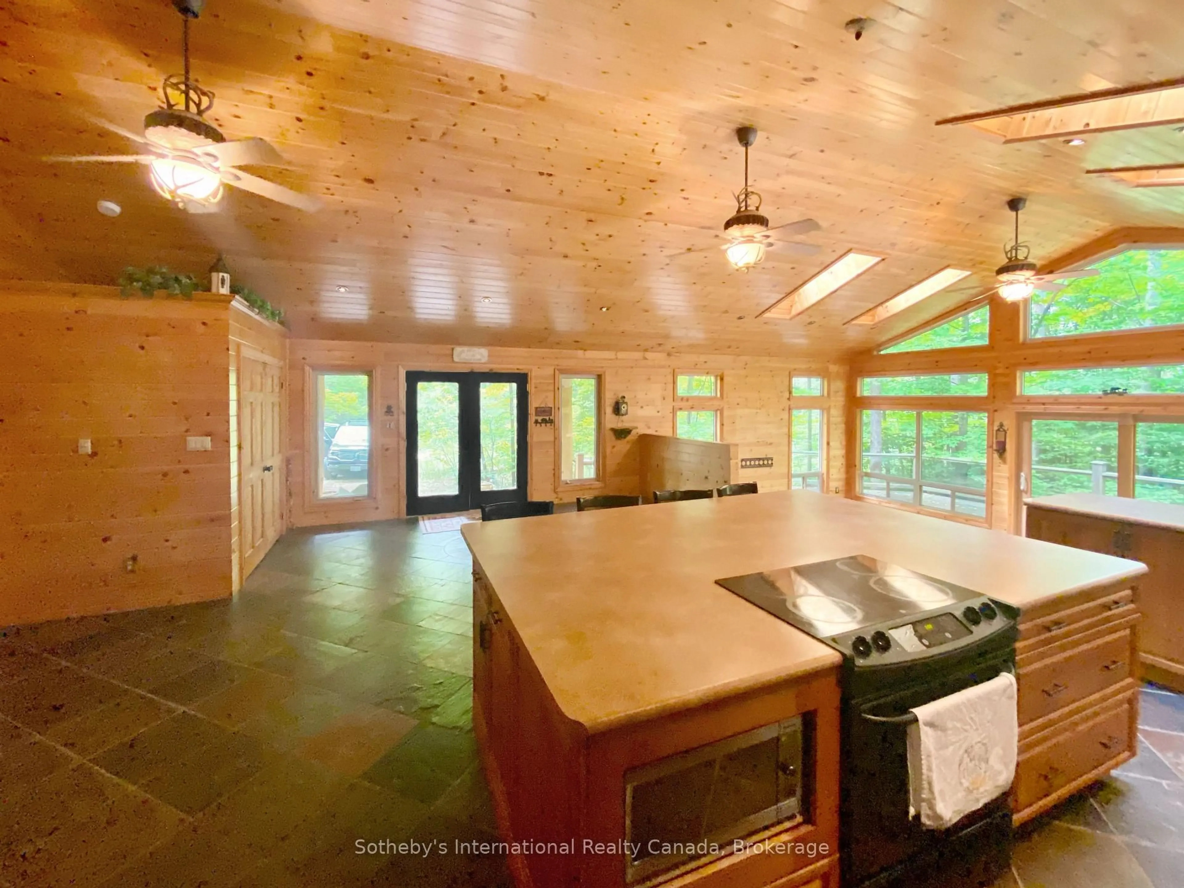 Open concept kitchen, ceramic/tile floor for 4 Amik Lane, Christian Island 30 Ontario L9M 0A9