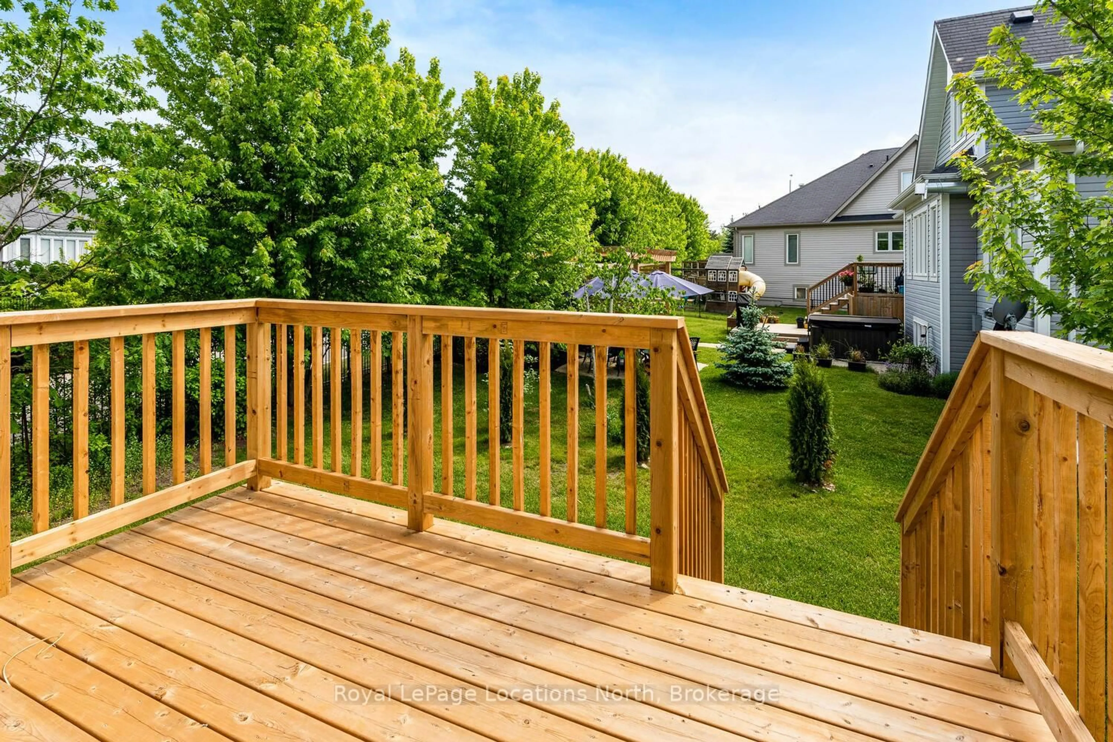 Patio, unknown for 40 Waterview Rd, Wasaga Beach Ontario L9Z 0E9