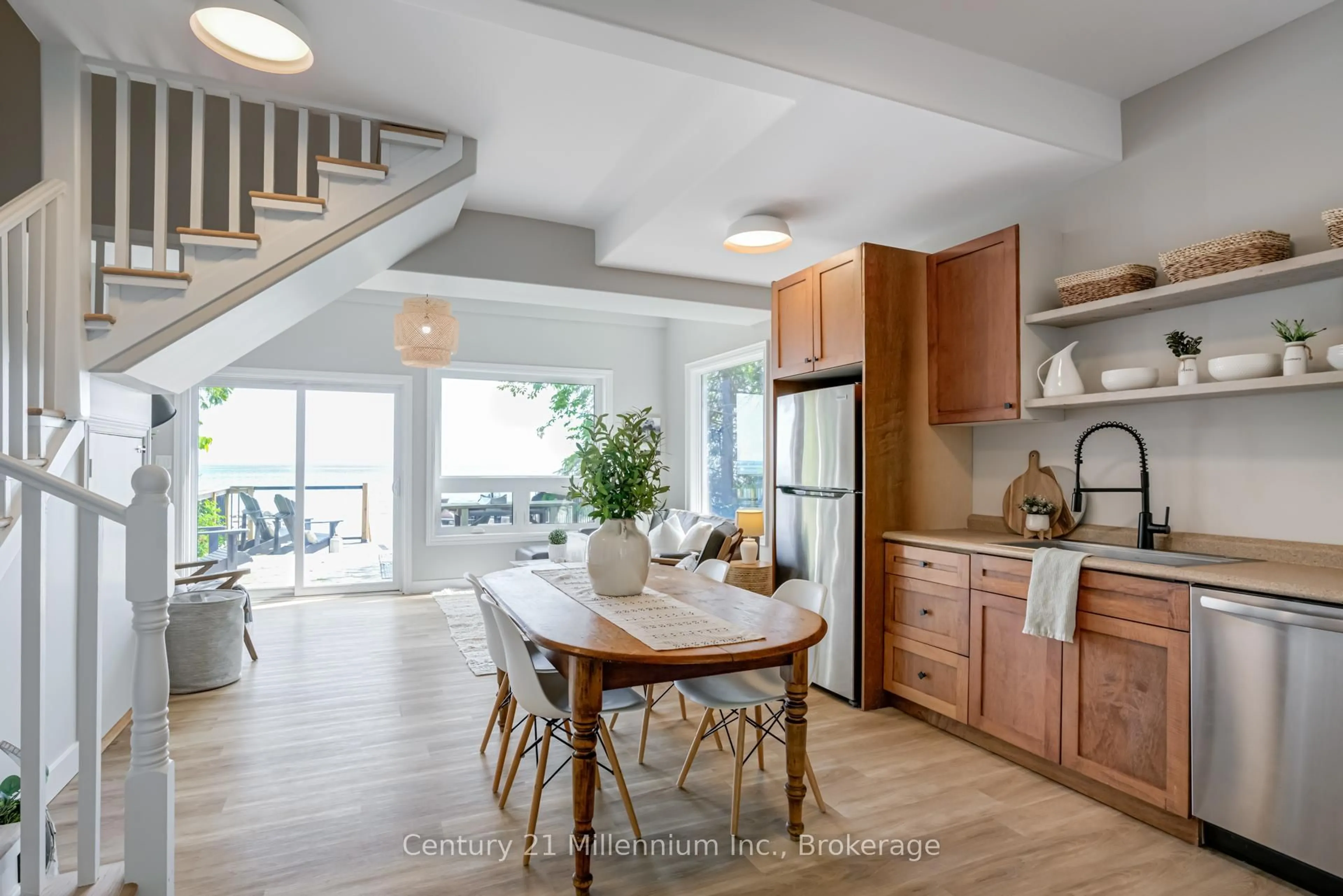 Open concept kitchen, unknown for 75 Glen Rd, Collingwood Ontario L9Y 0X2