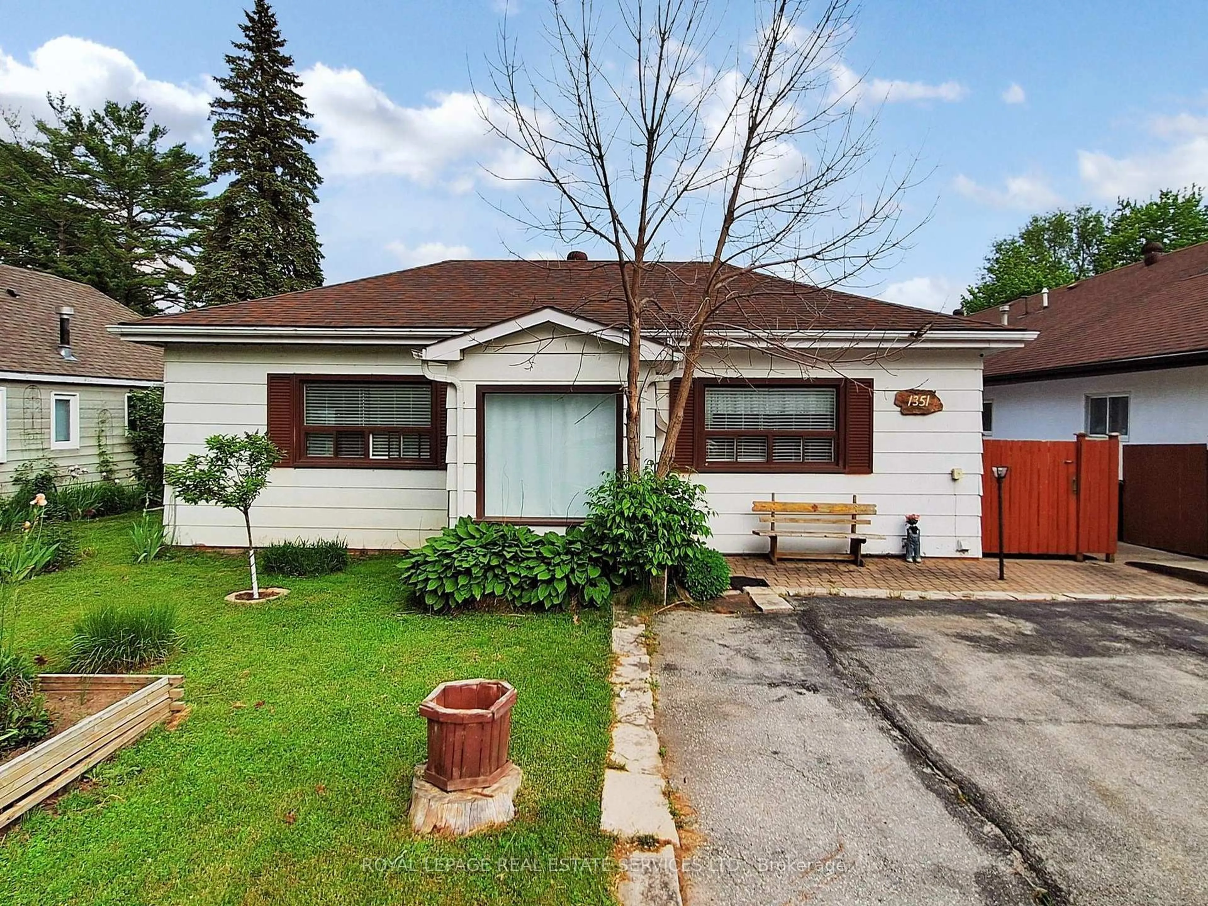 Unknown for 1351 Mosley St, Wasaga Beach Ontario L9Z 2C7