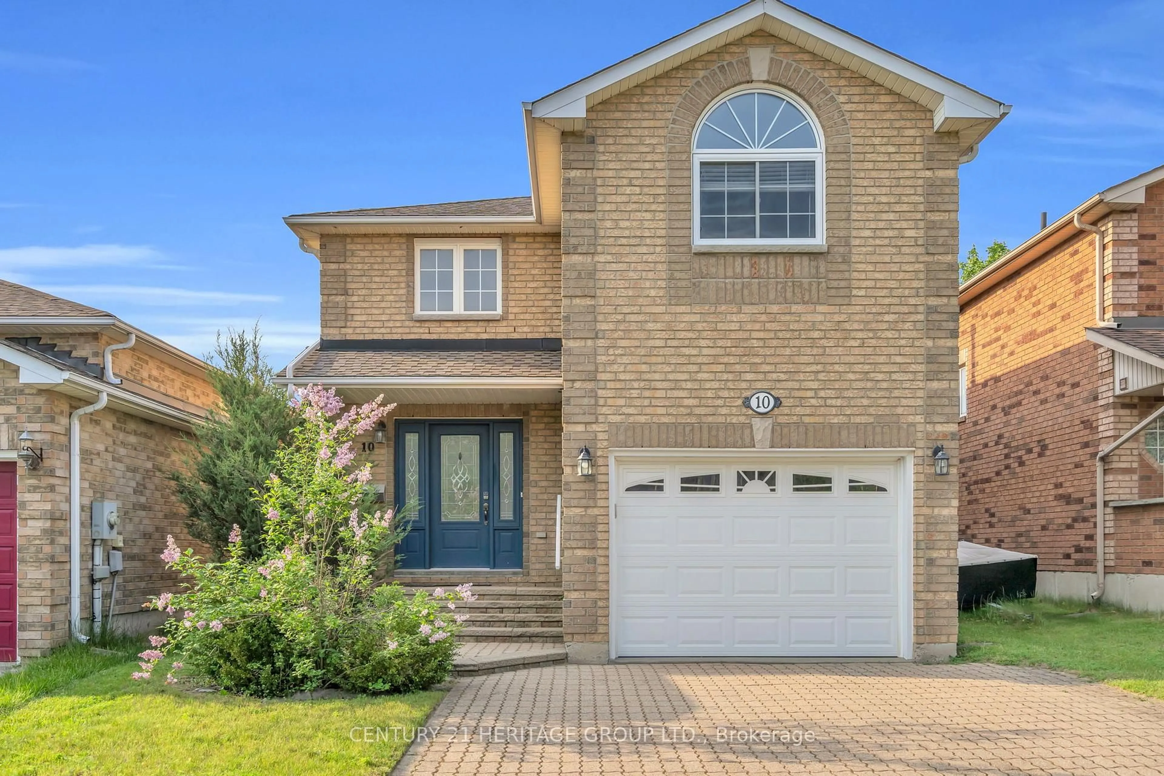 Home with brick exterior material, street for 10 Clute Cres, Barrie Ontario L4N 8S7