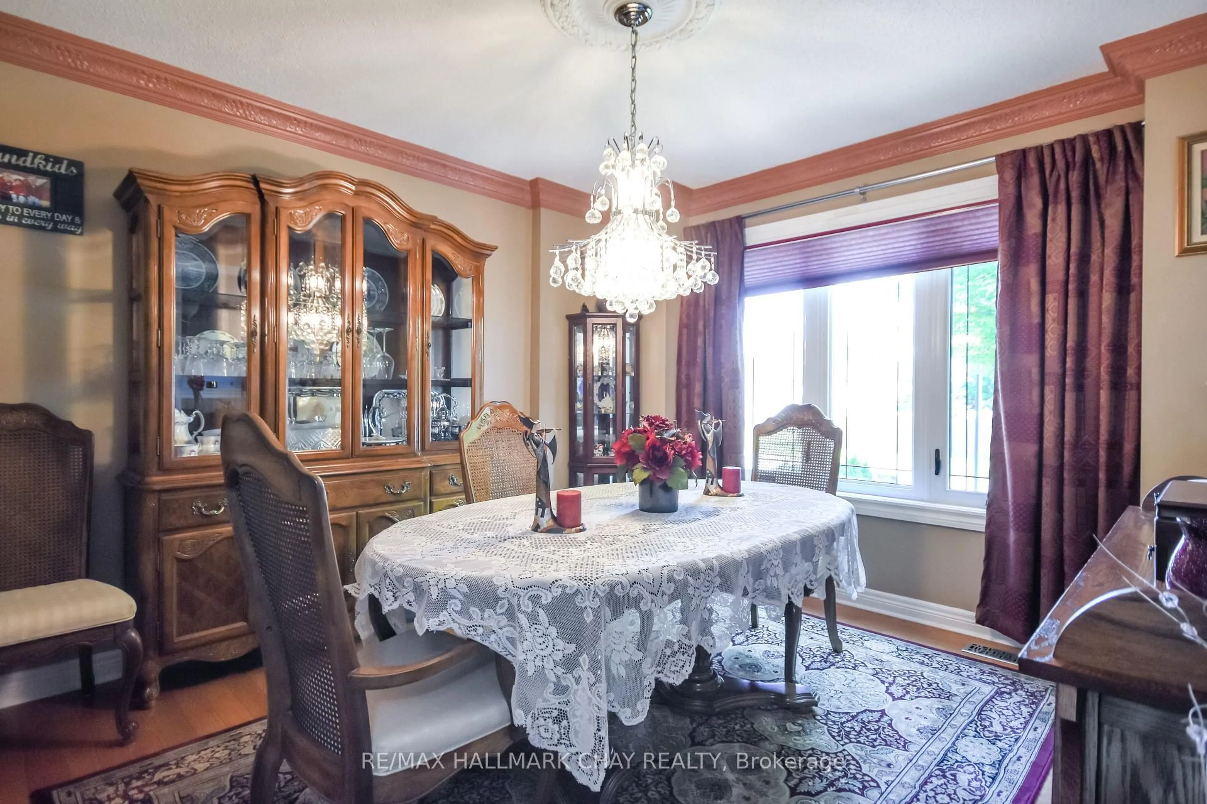 Dining room, unknown for 5 Meadowood Dr, Wasaga Beach Ontario L9Z 3C2