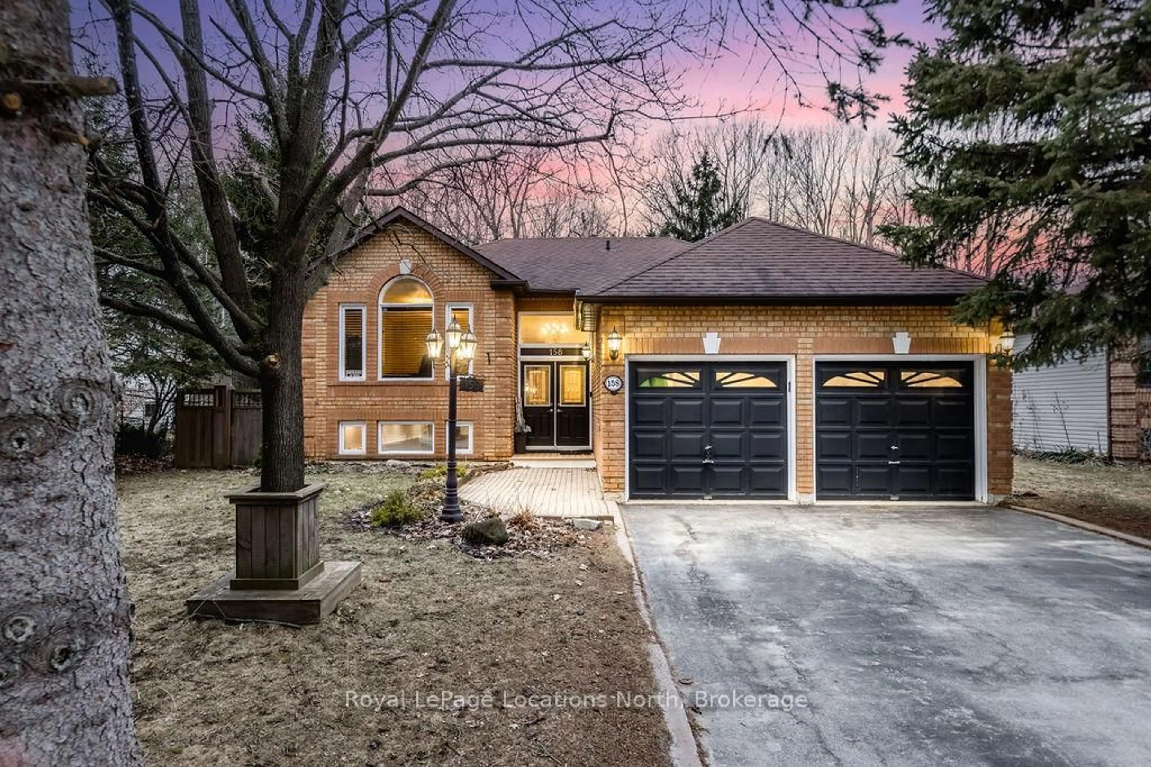 Home with brick exterior material, street for 158 FERNBROOK Dr, Wasaga Beach Ontario L9Z 1G9