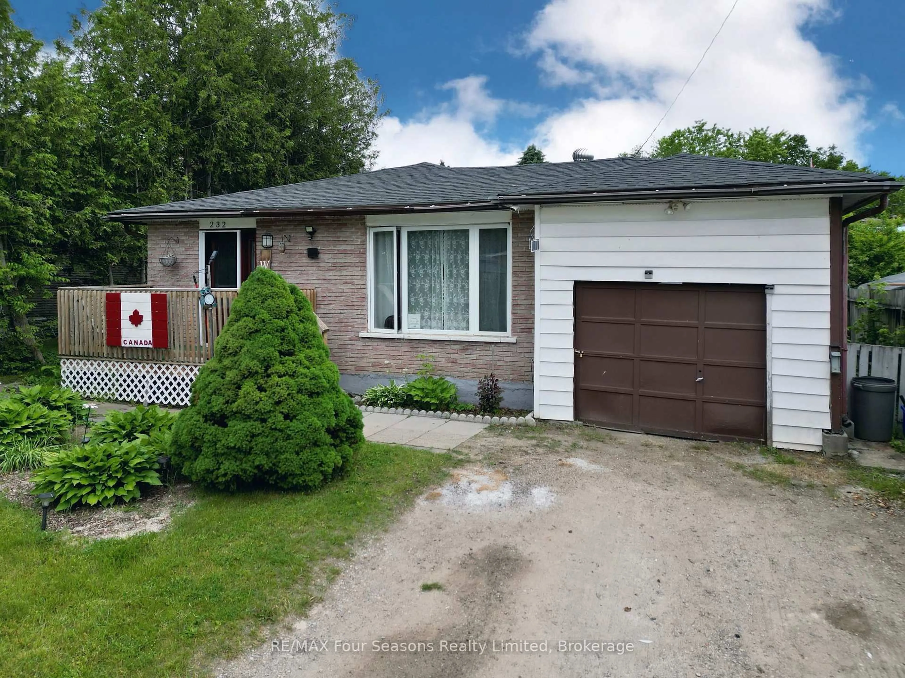 Home with brick exterior material, street for 232 East St, Clearview Ontario L0M 1S0