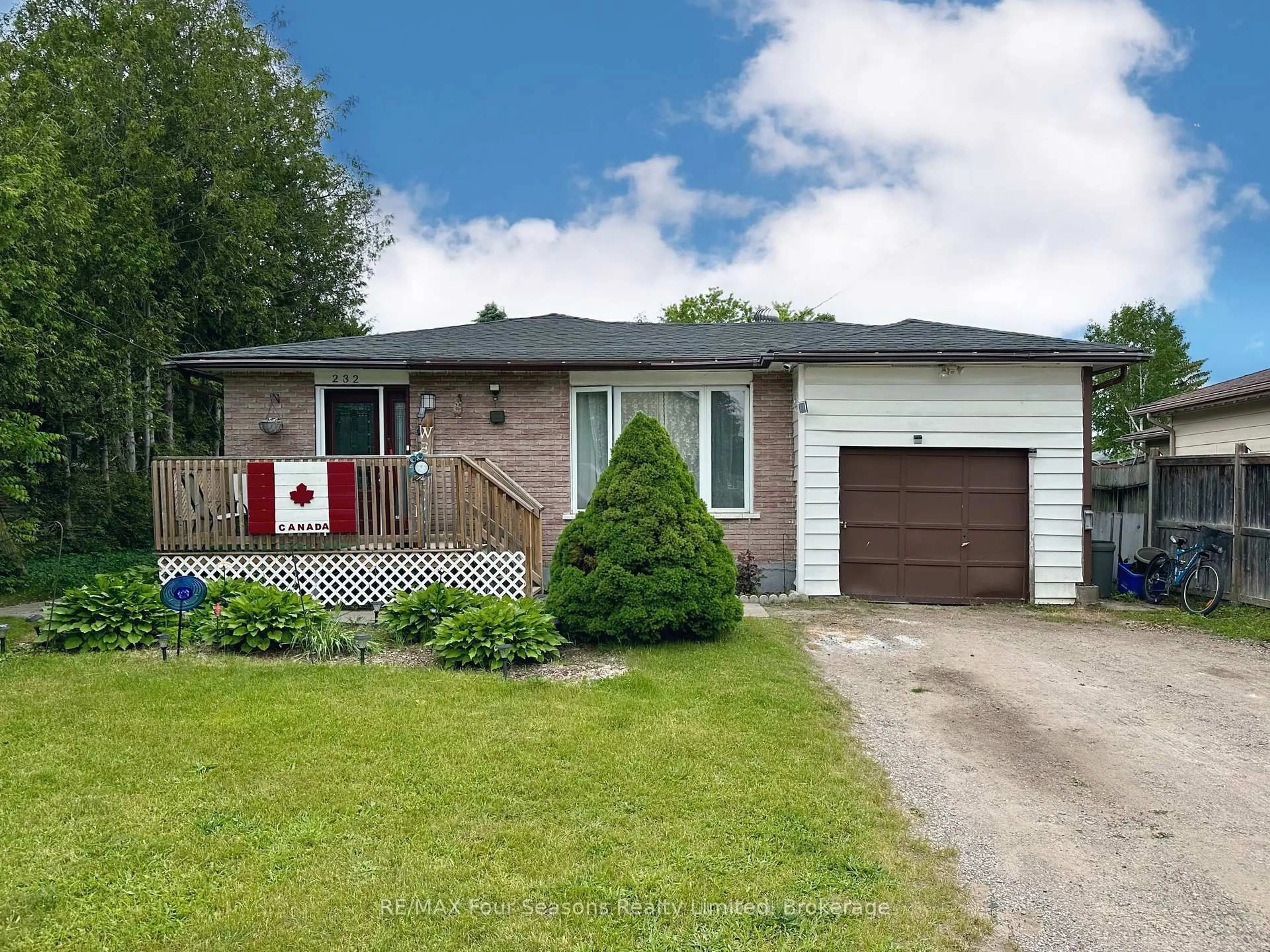 Unknown for 232 East St, Clearview Ontario L0M 1S0