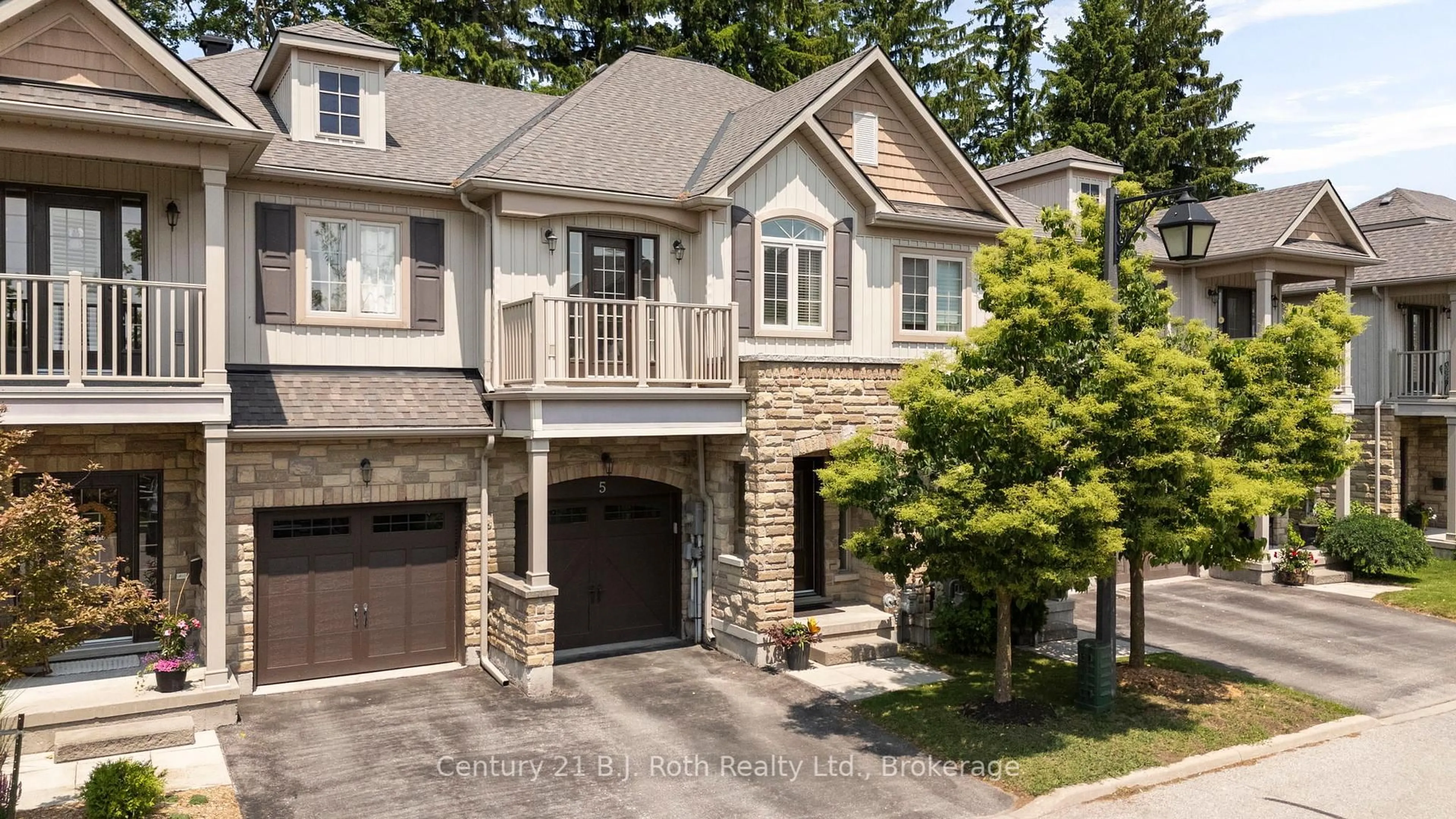 Home with brick exterior material, street for 188 Coldwater Rd #5, Orillia Ontario L3V 3L9