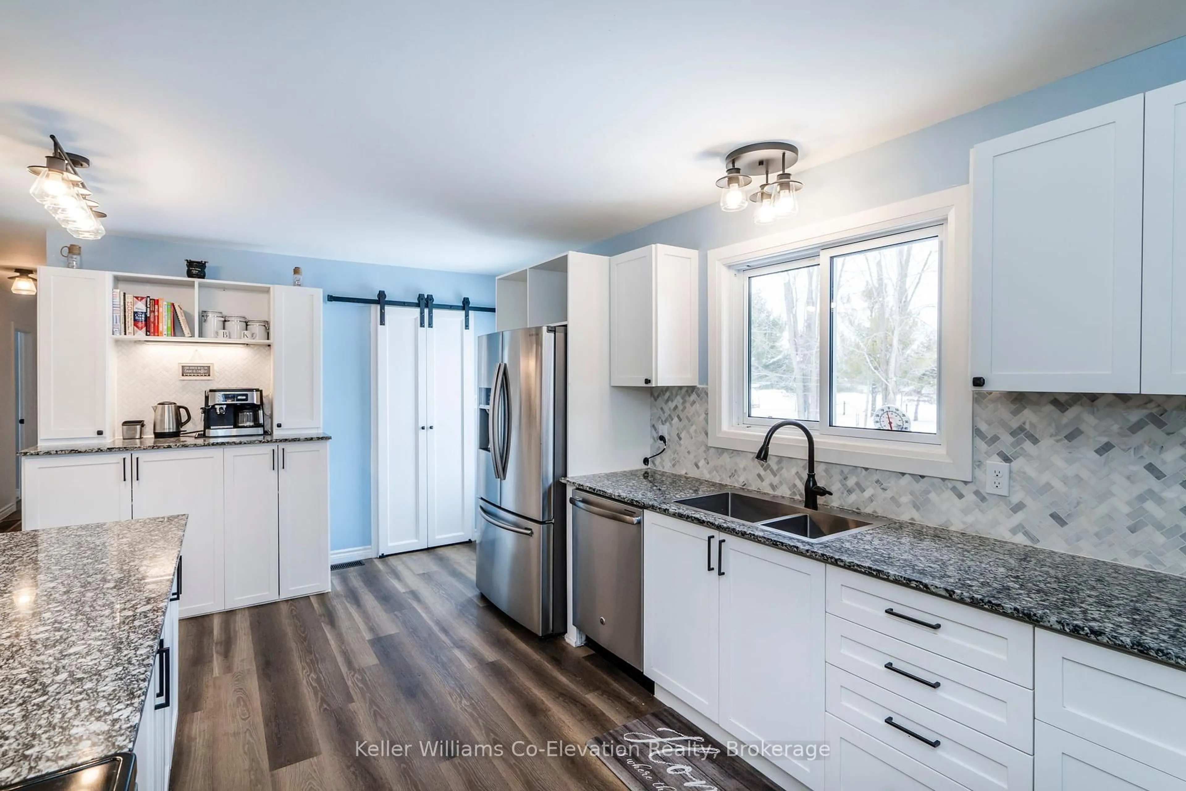 Open concept kitchen, unknown for 169 Switzer St, Clearview Ontario L0M 1N0