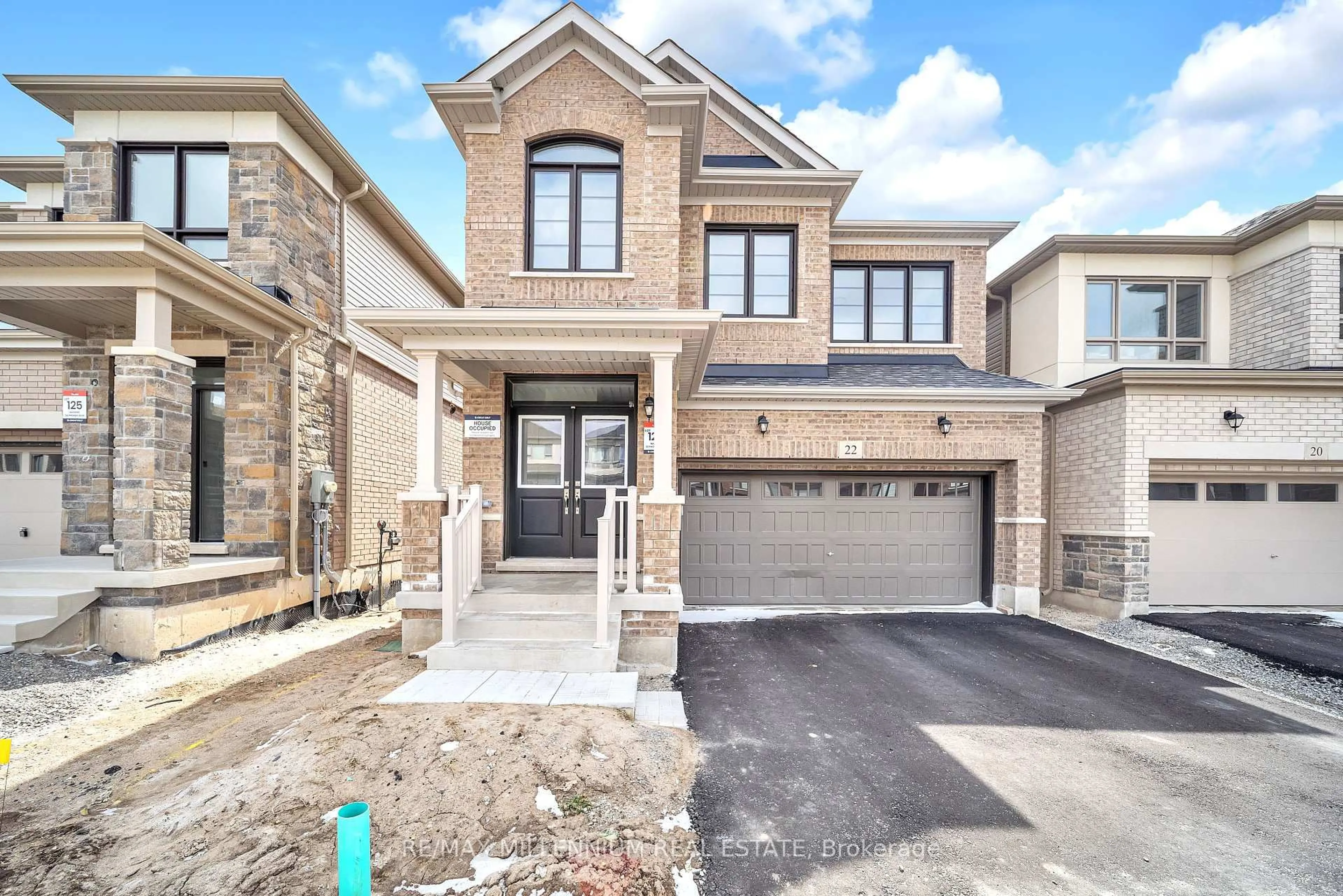 Home with brick exterior material, street for 22 Phoenix Blvd, Barrie Ontario L9J 0P7
