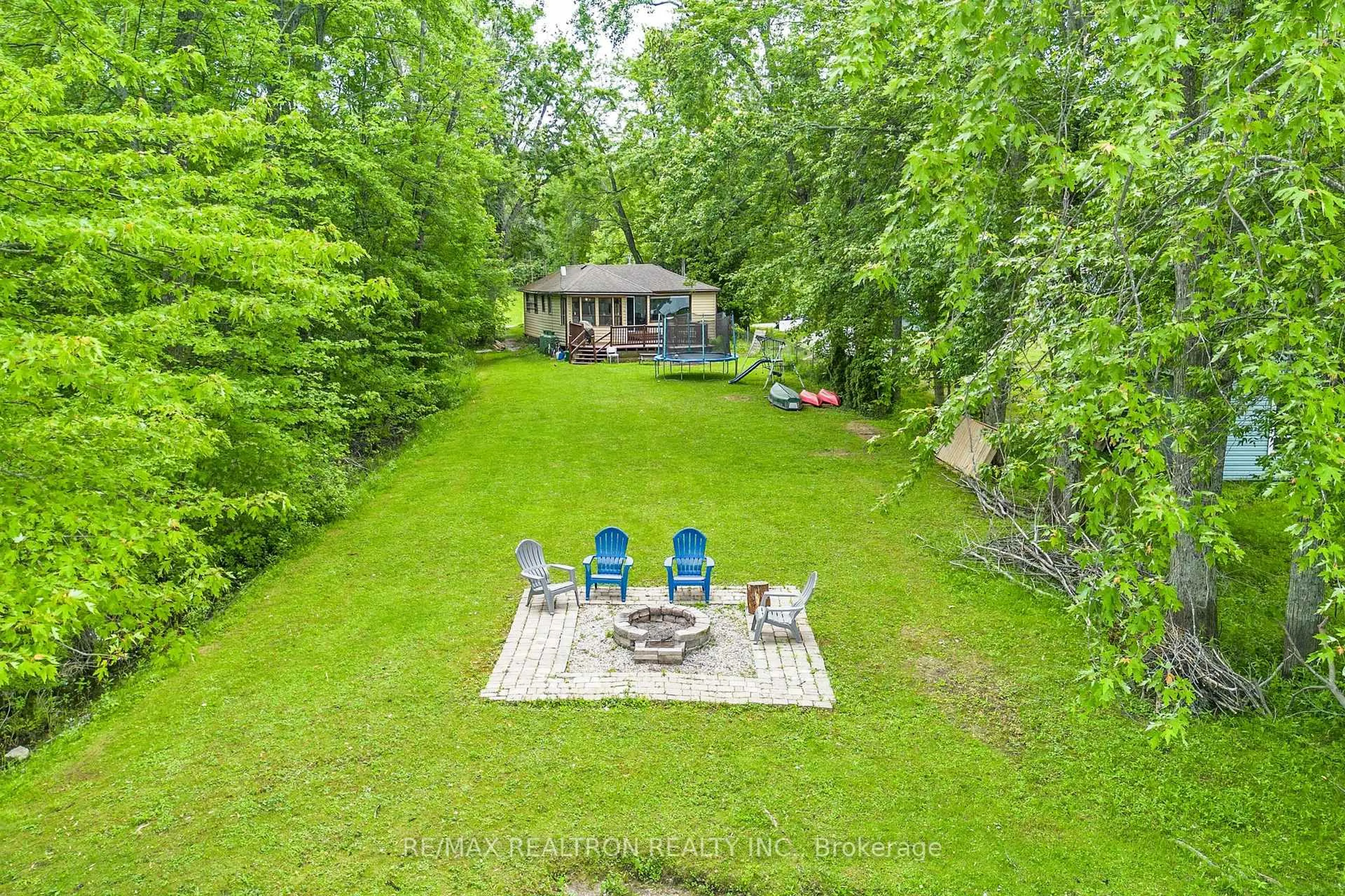 A pic from outside/outdoor area/front of a property/back of a property/a pic from drone, water/lake/river/ocean view for 6090 Sheba Dr, Ramara Ontario L3V 6H3