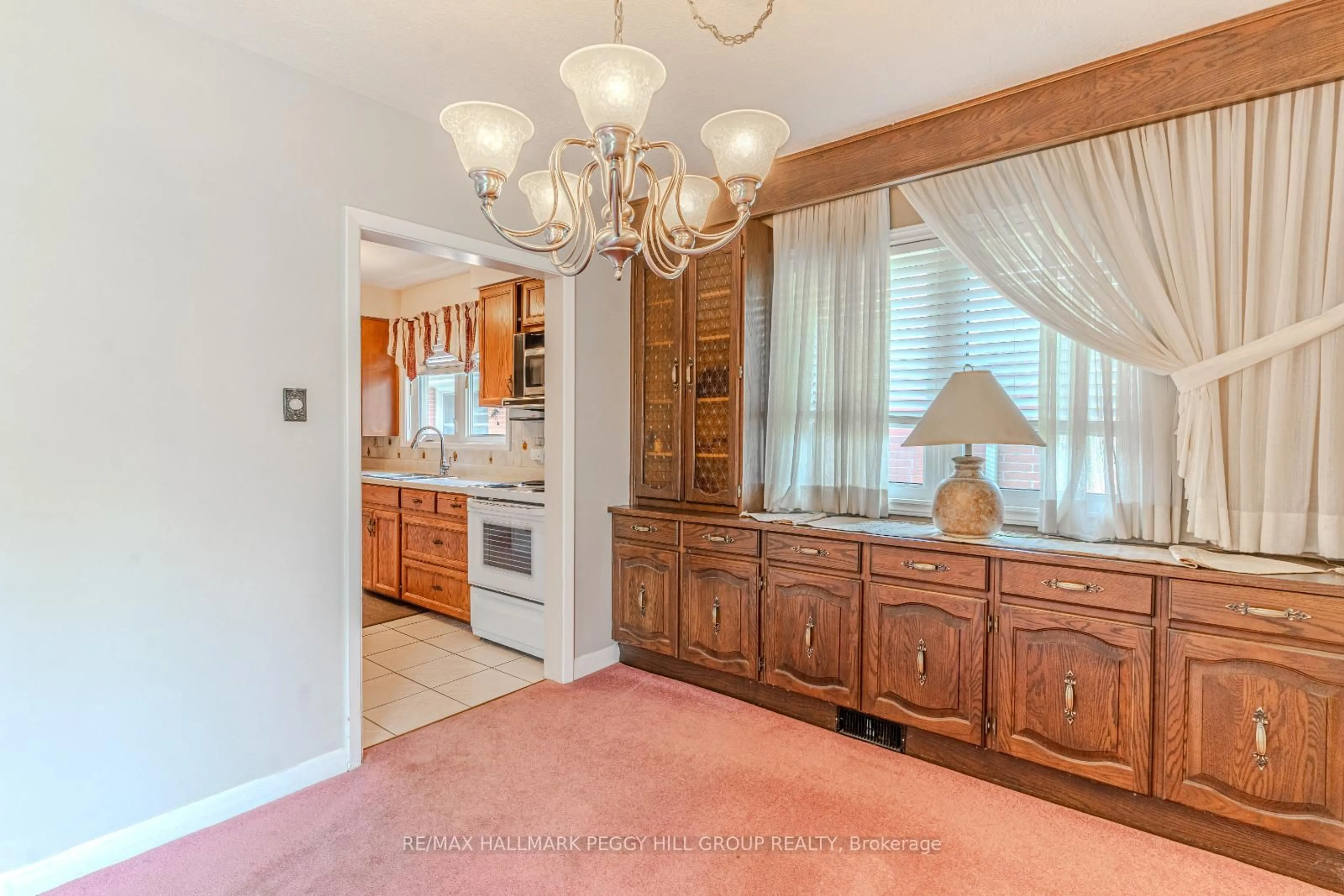 Open concept kitchen, unknown for 110 Melrose Ave, Barrie Ontario L4M 2B3
