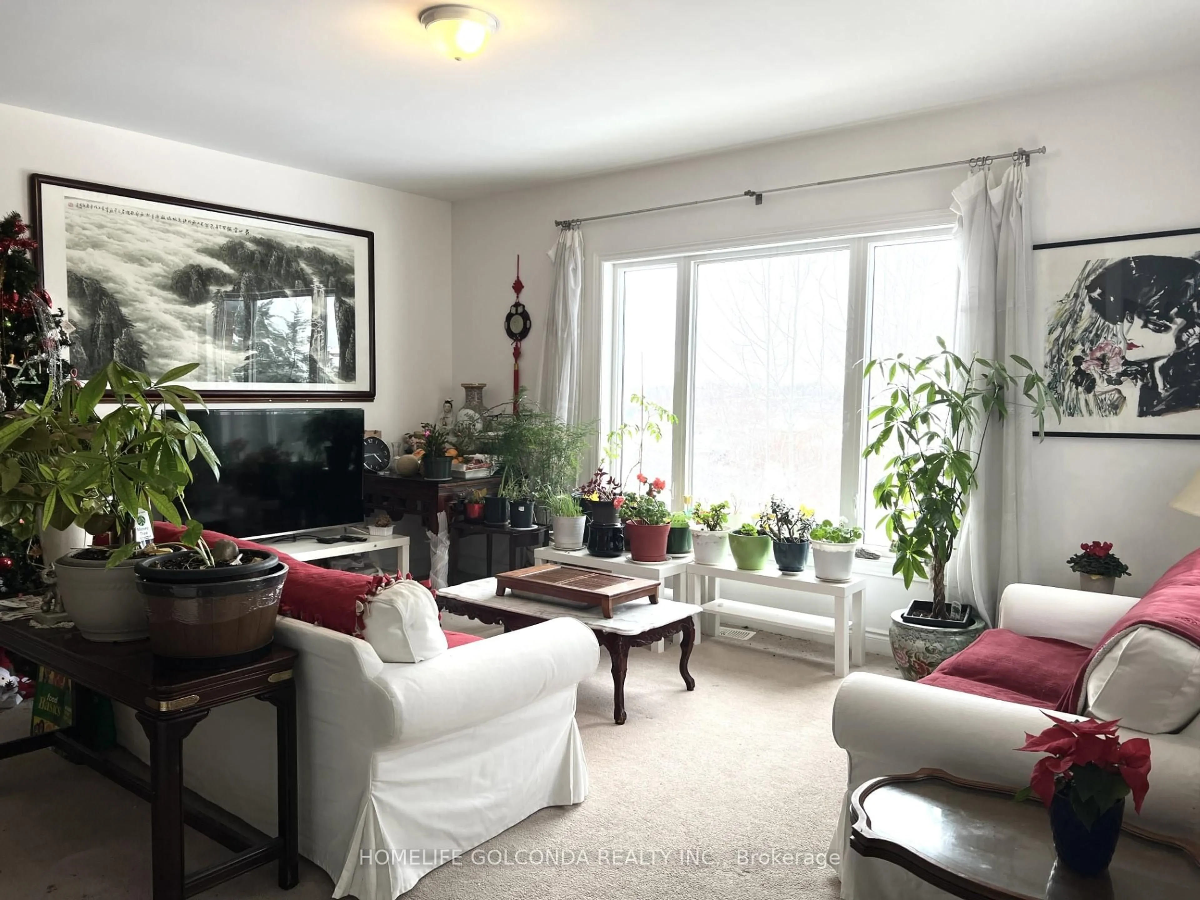 Living room with furniture, unknown for 3153 Monarch Dr, Orillia Ontario L3V 7W9