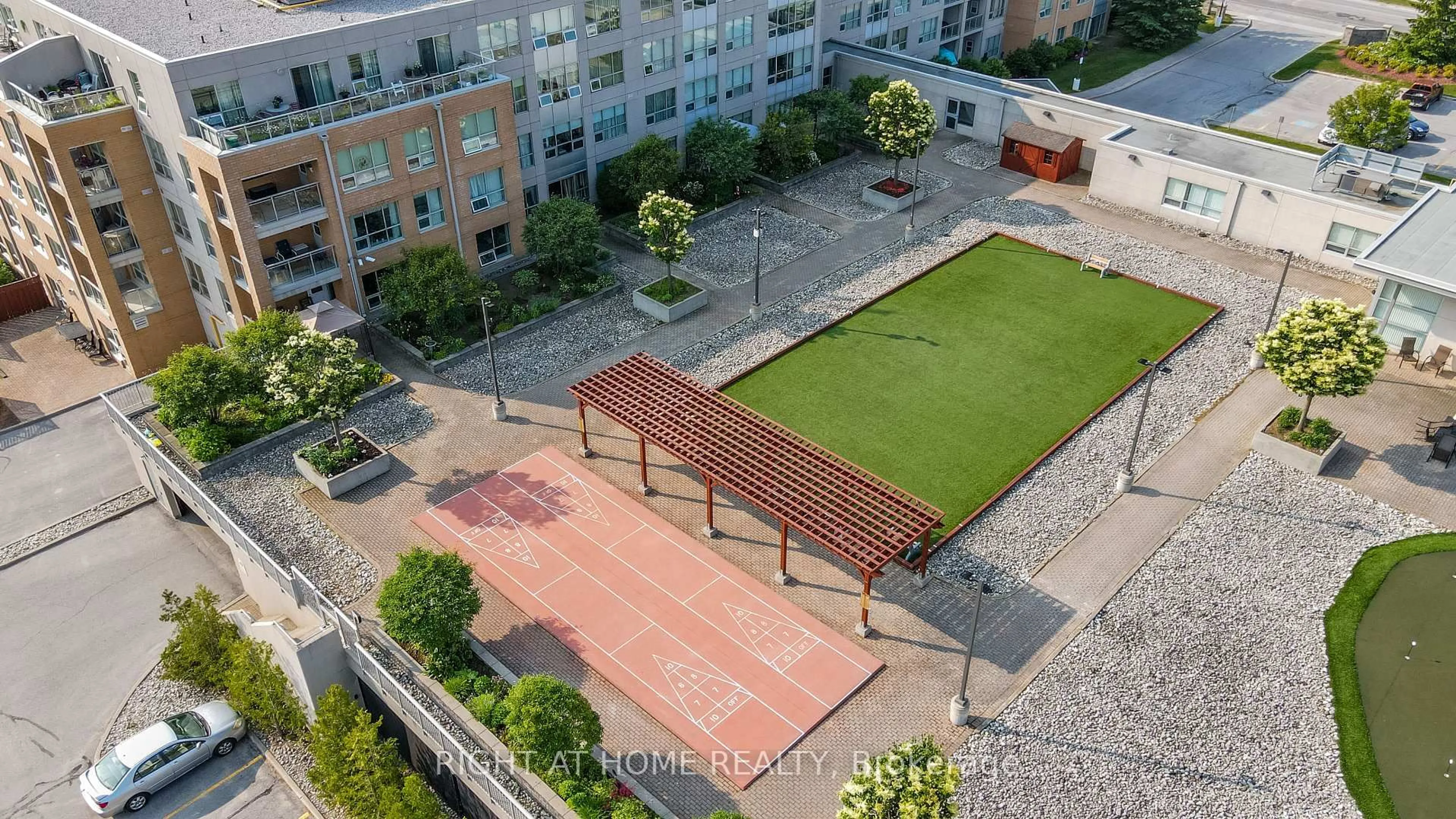 A pic from outside/outdoor area/front of a property/back of a property/a pic from drone, city buildings view from balcony for 94 Dean Ave #507, Barrie Ontario L4N 0M3