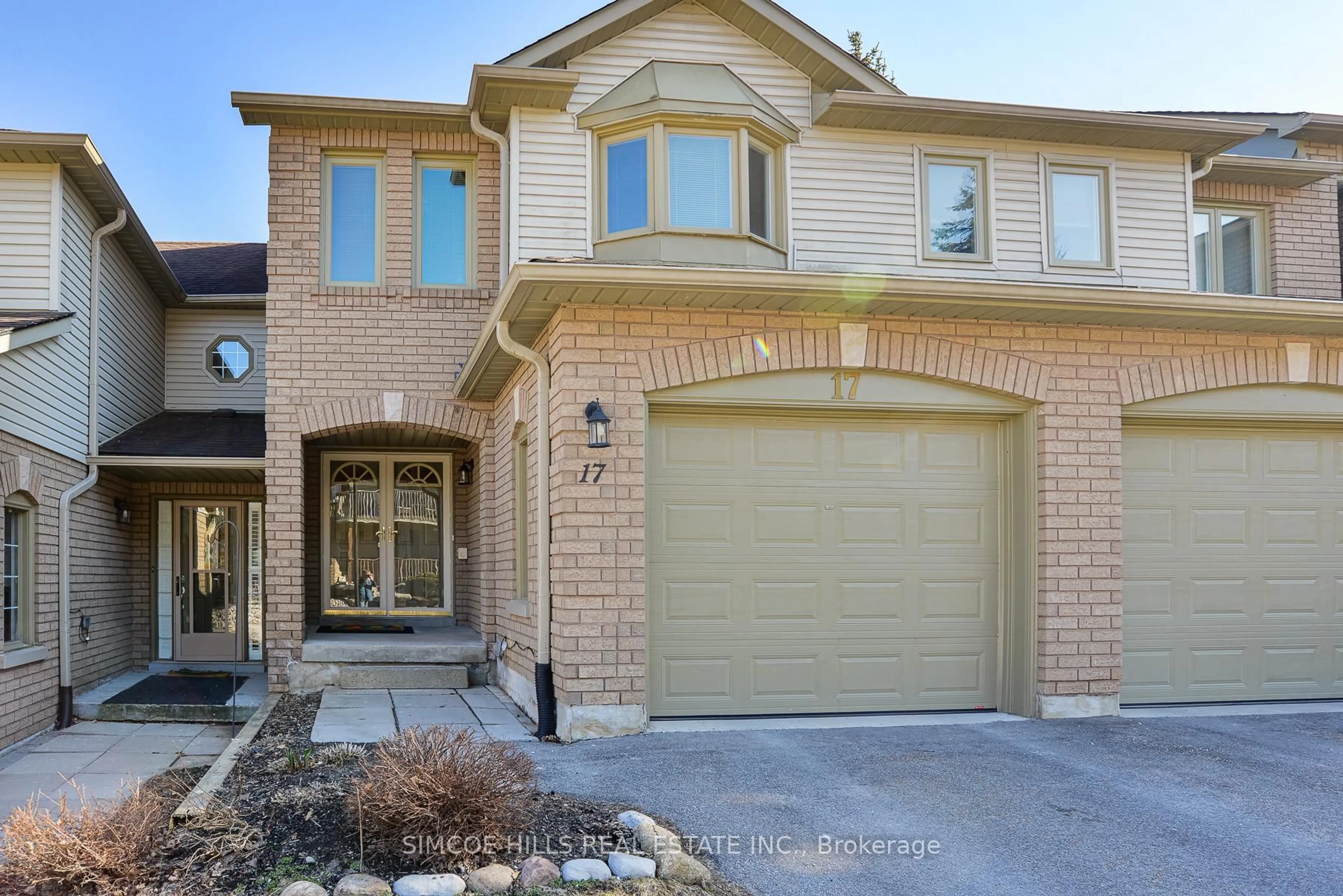 Home with brick exterior material, street for 492 Laclie St #17, Orillia Ontario L3V 7V2